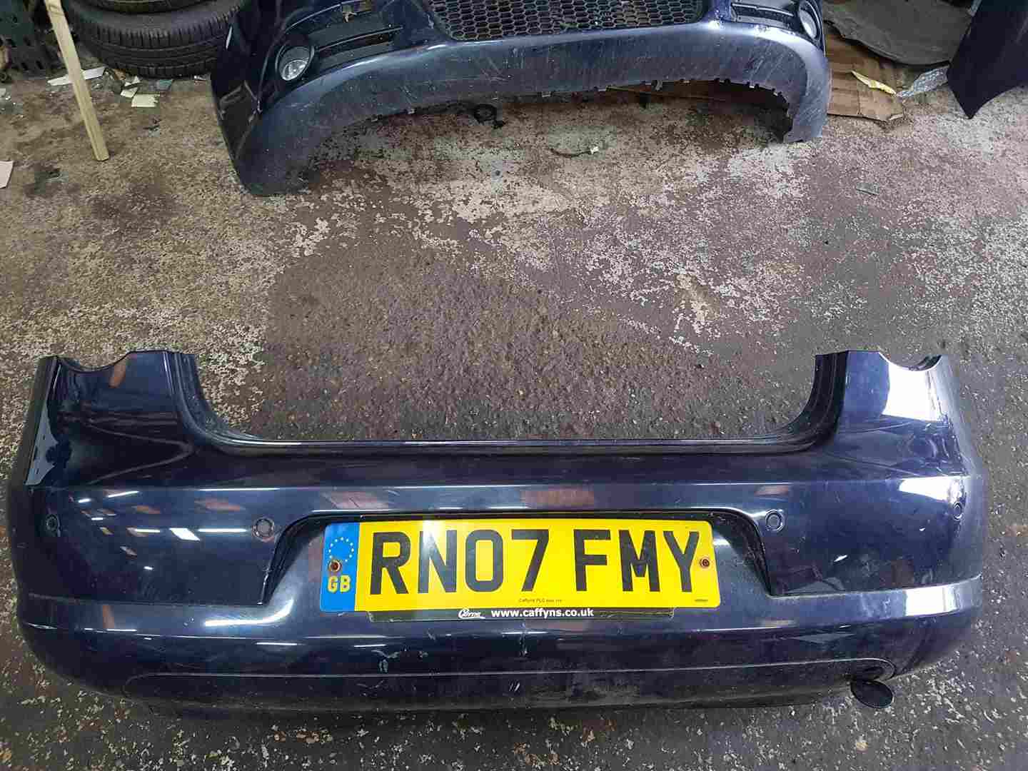 Volkswagen EOS 2005-2016 Rear Bumper Blue LK5N