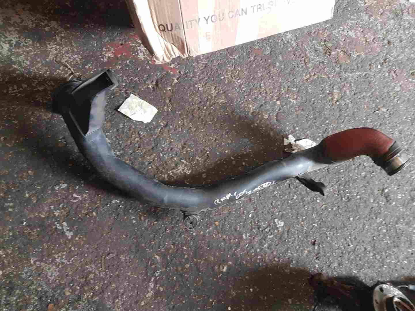 Volkswagen EOS 2006-2015 2.0 TDI Diesel Intercooler Hose Pipe 3C0145840c