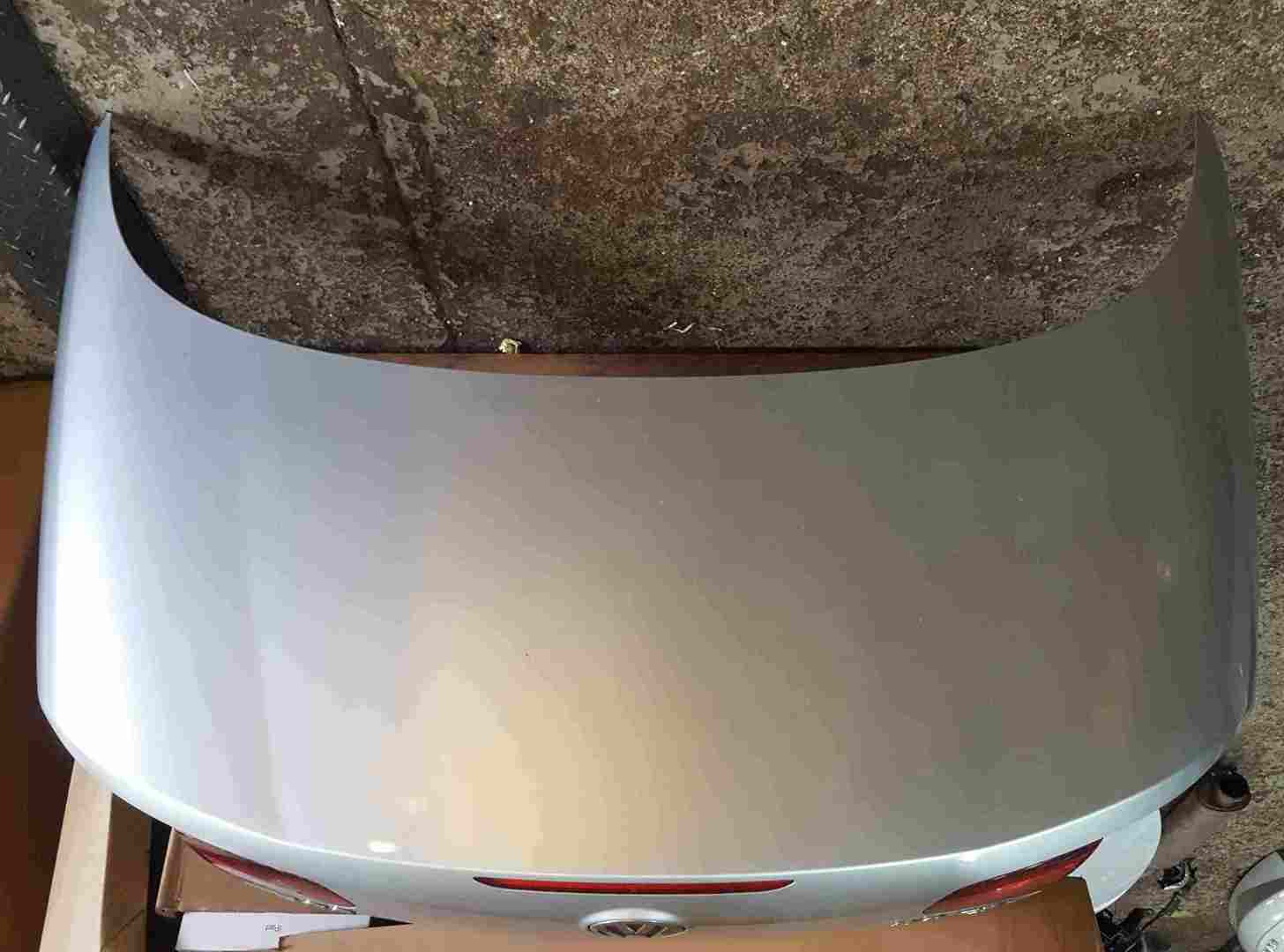 Volkswagen EOS 2008-2015 Rear Tailgate Lid Silver LK7W 1K0953519C