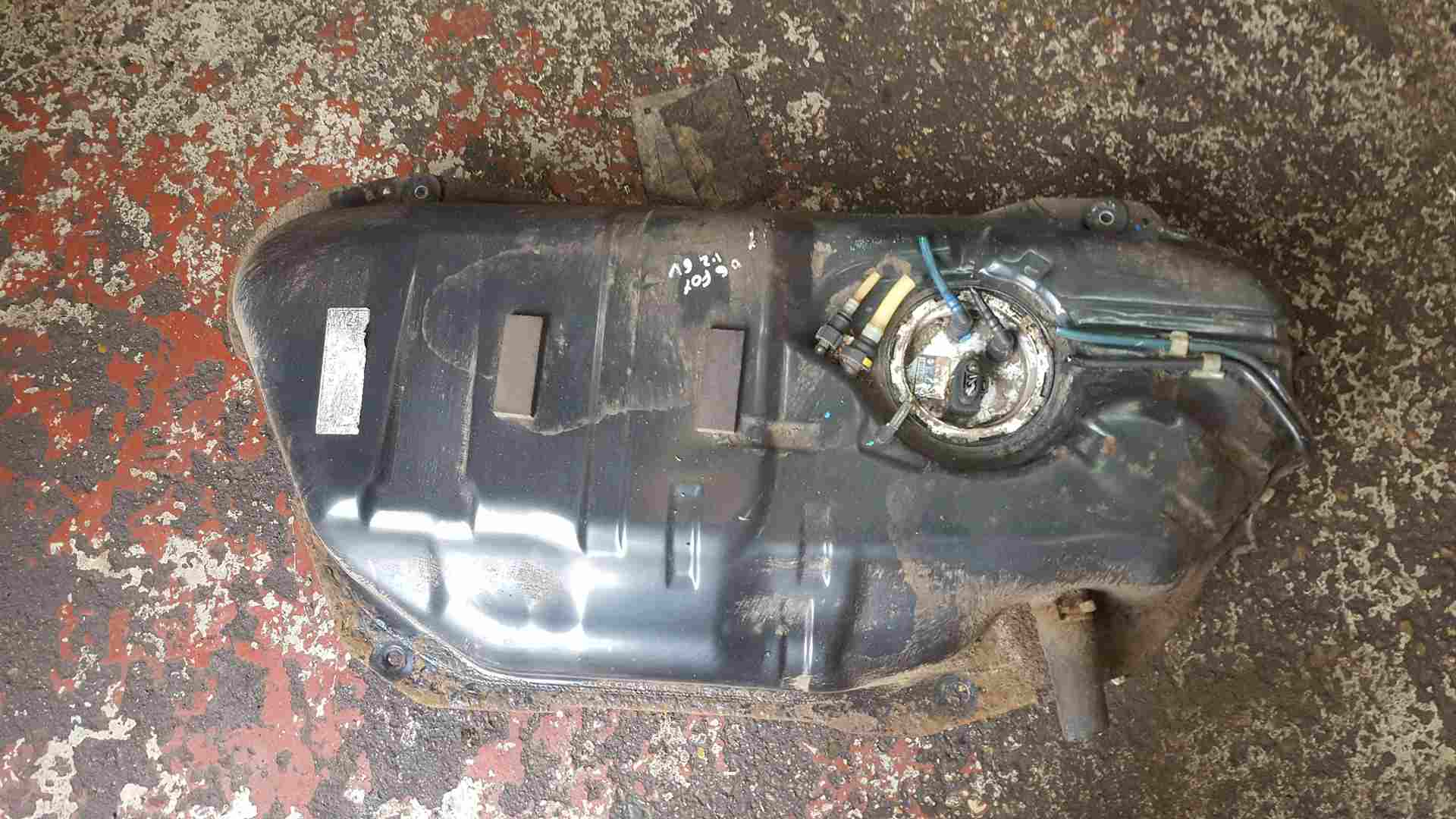 Volkswagen FOX 2005-2011 Petrol Fuel Tank + Sender 1.2 6V 5Z0919051K 