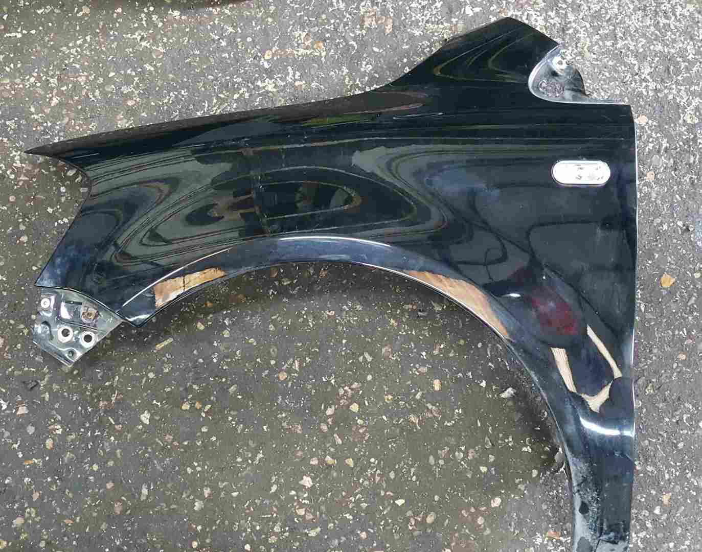 Volkswagen Fox 2005-2011 Passenger NS Wing Black LO41 L041