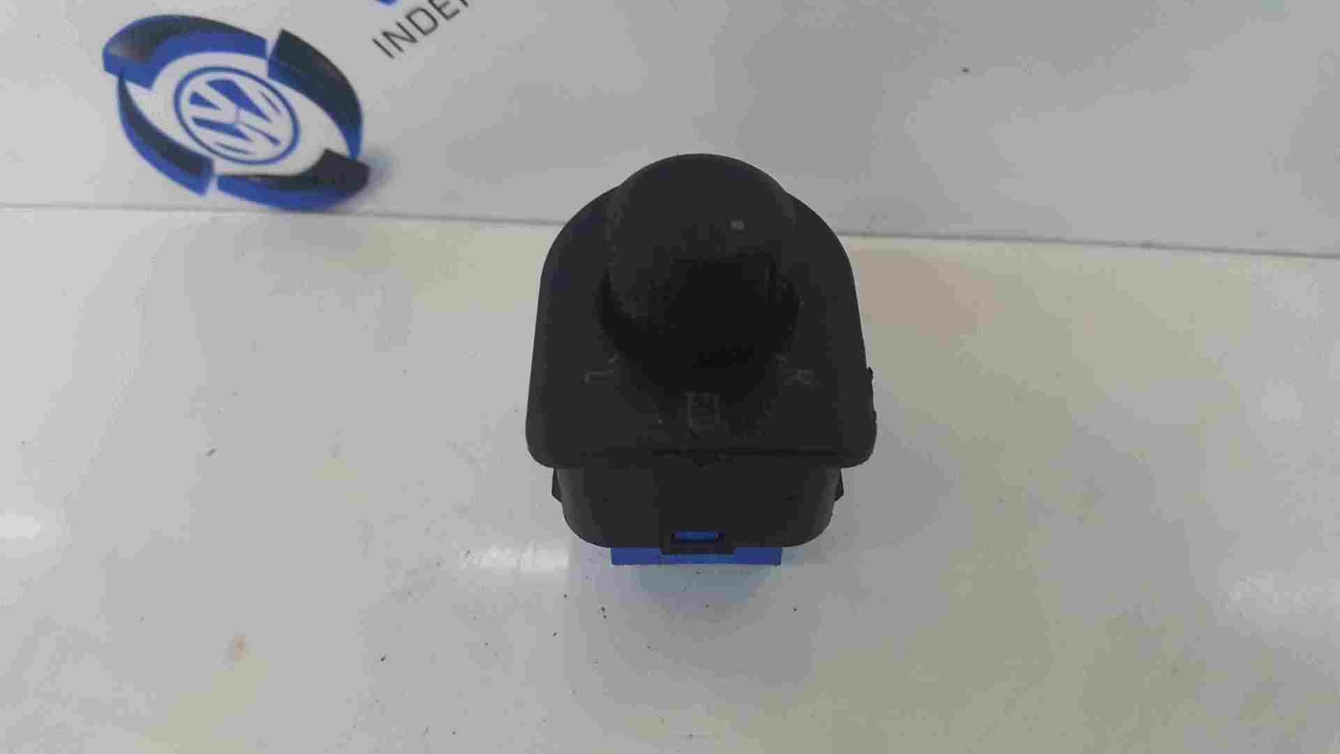 Volkswagen Golf Bora MK4 1997-2004 Heated Wing Mirror Adjuster Switch 1j2959565F
