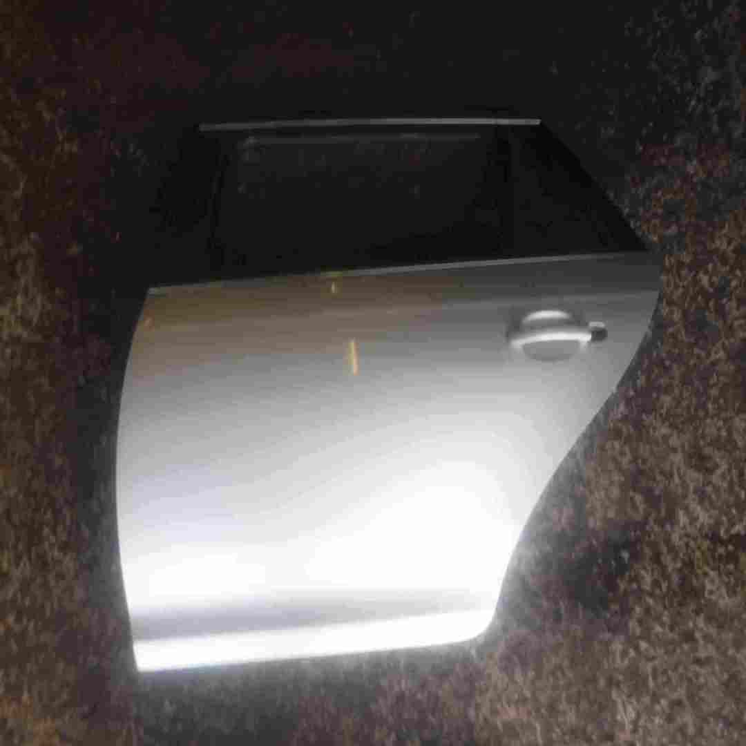 Volkswagen Golf Estate MK6 2009-2012 Passenger NSR Rear Door Silver LA7W
