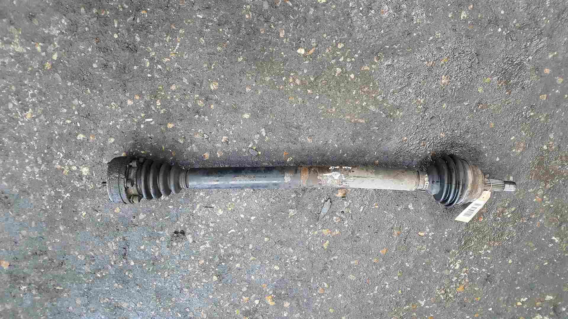 Volkswagen Golf MK2 1983-1992 1.3 Petrol Drivers OSF Front Driveshaft