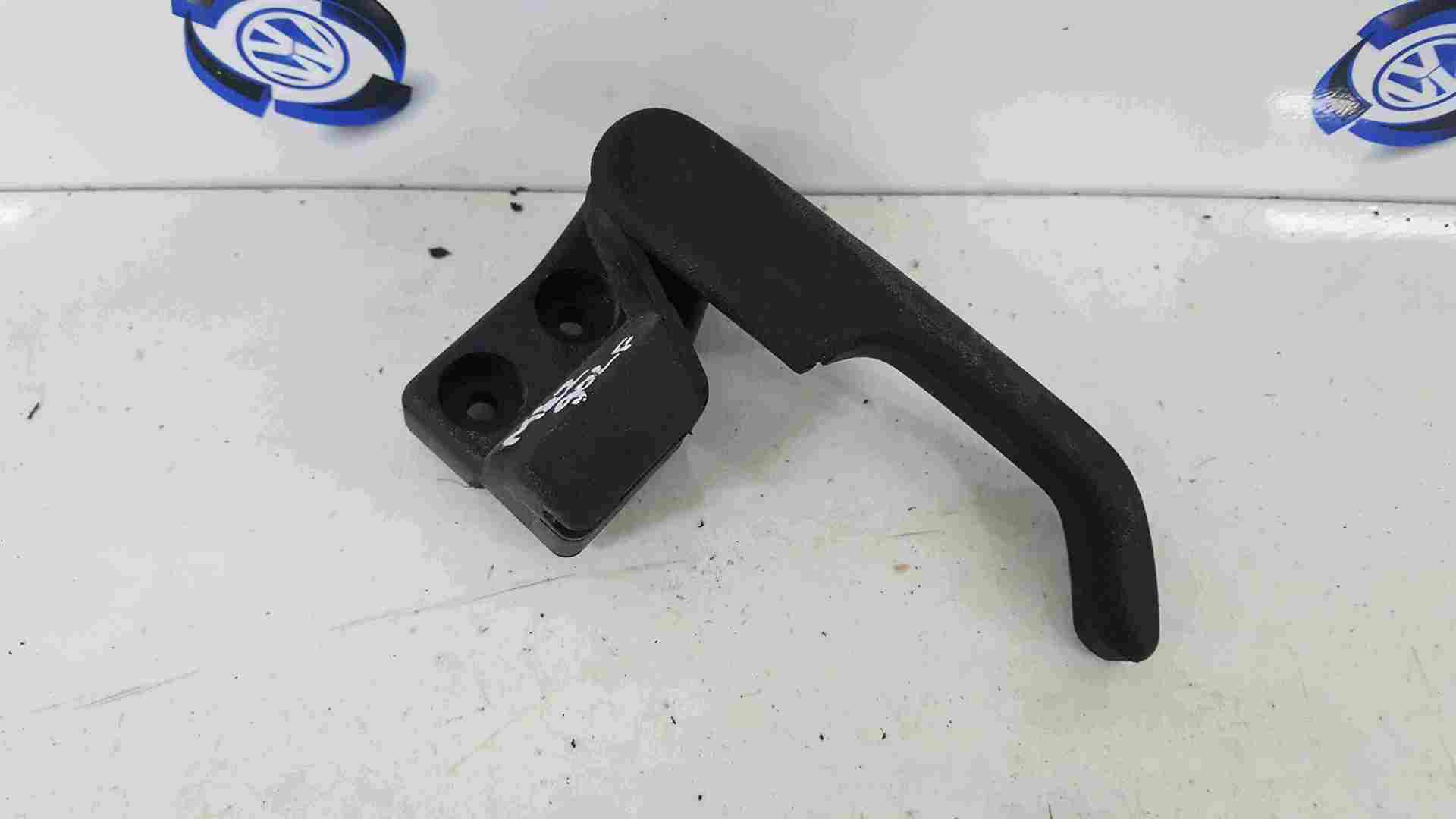 Volkswagen Golf MK2 1983-1992 Bonnet Release Handle 191823633 192823533