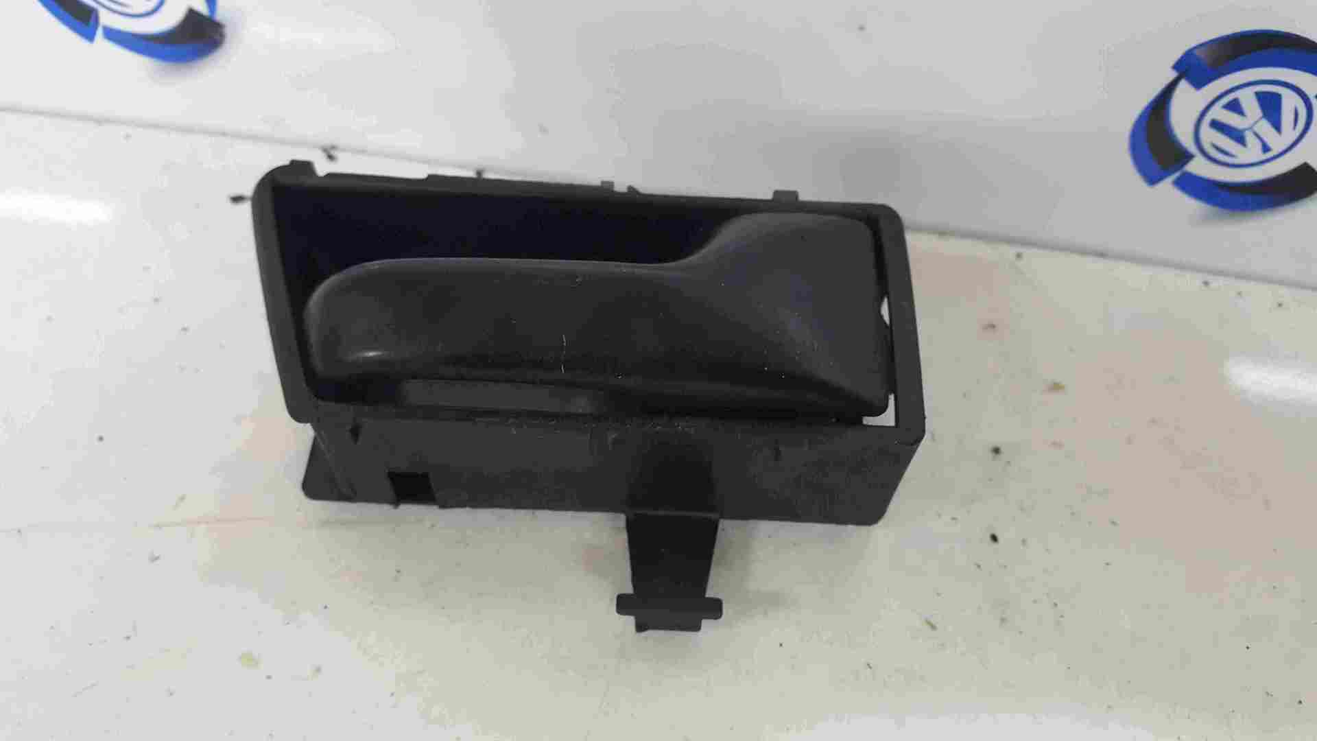 Volkswagen Golf MK2 1983-1992 Drivers OSF Front Interior Door Handle