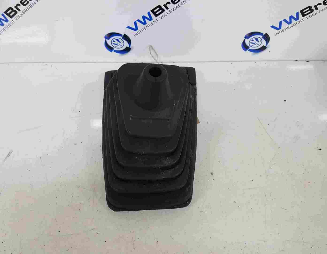 Volkswagen Golf MK2 1983-1992 Gearstick Gaitor Surround Rubber 191863216