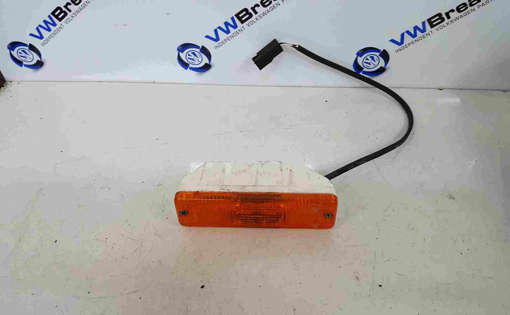 Volkswagen Golf MK2 1983-1992 Passenger NSF Front Indicator Light