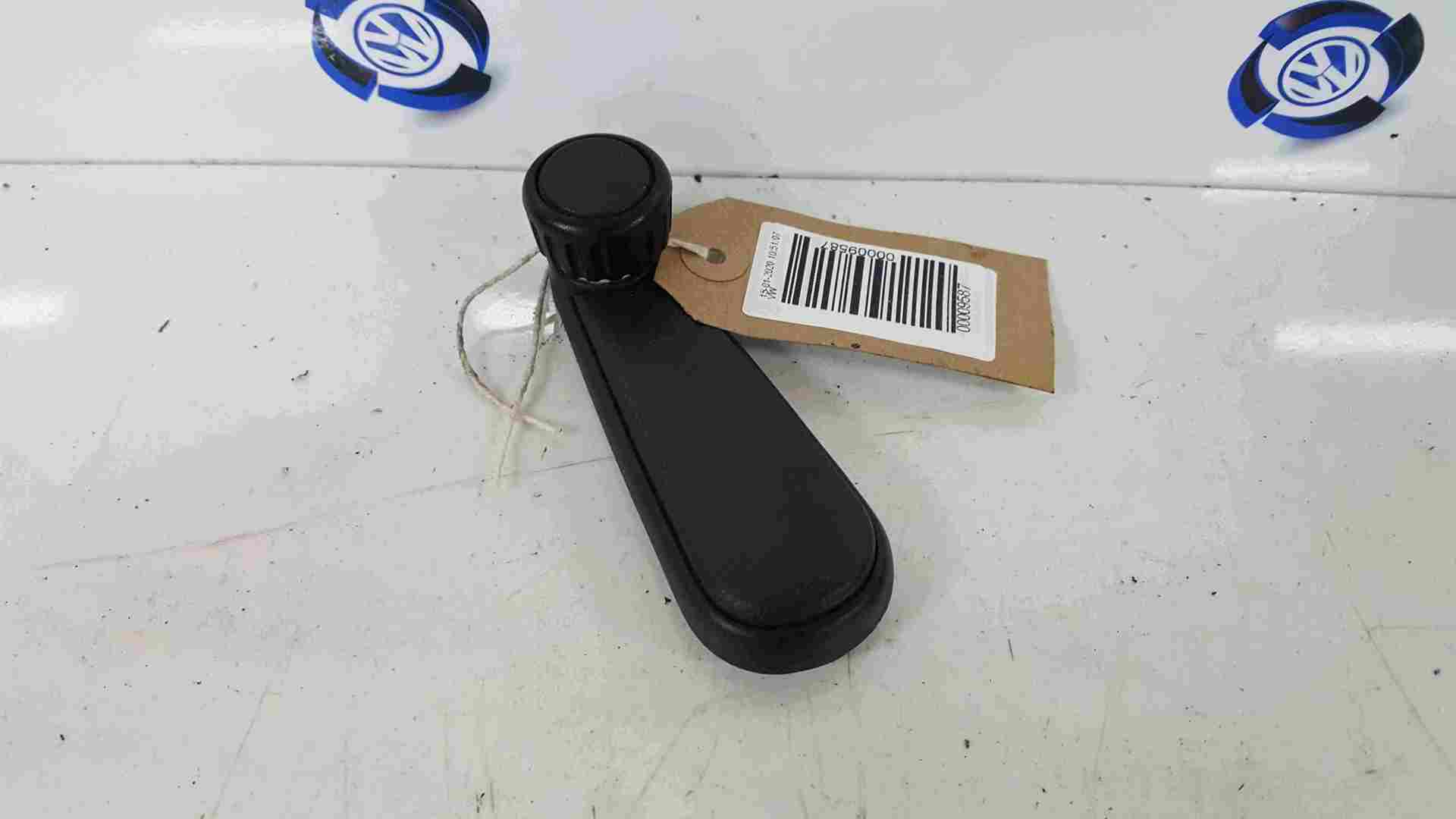 Volkswagen Golf MK2 1983-1992 Passenger NSF Front Window Winder Handle