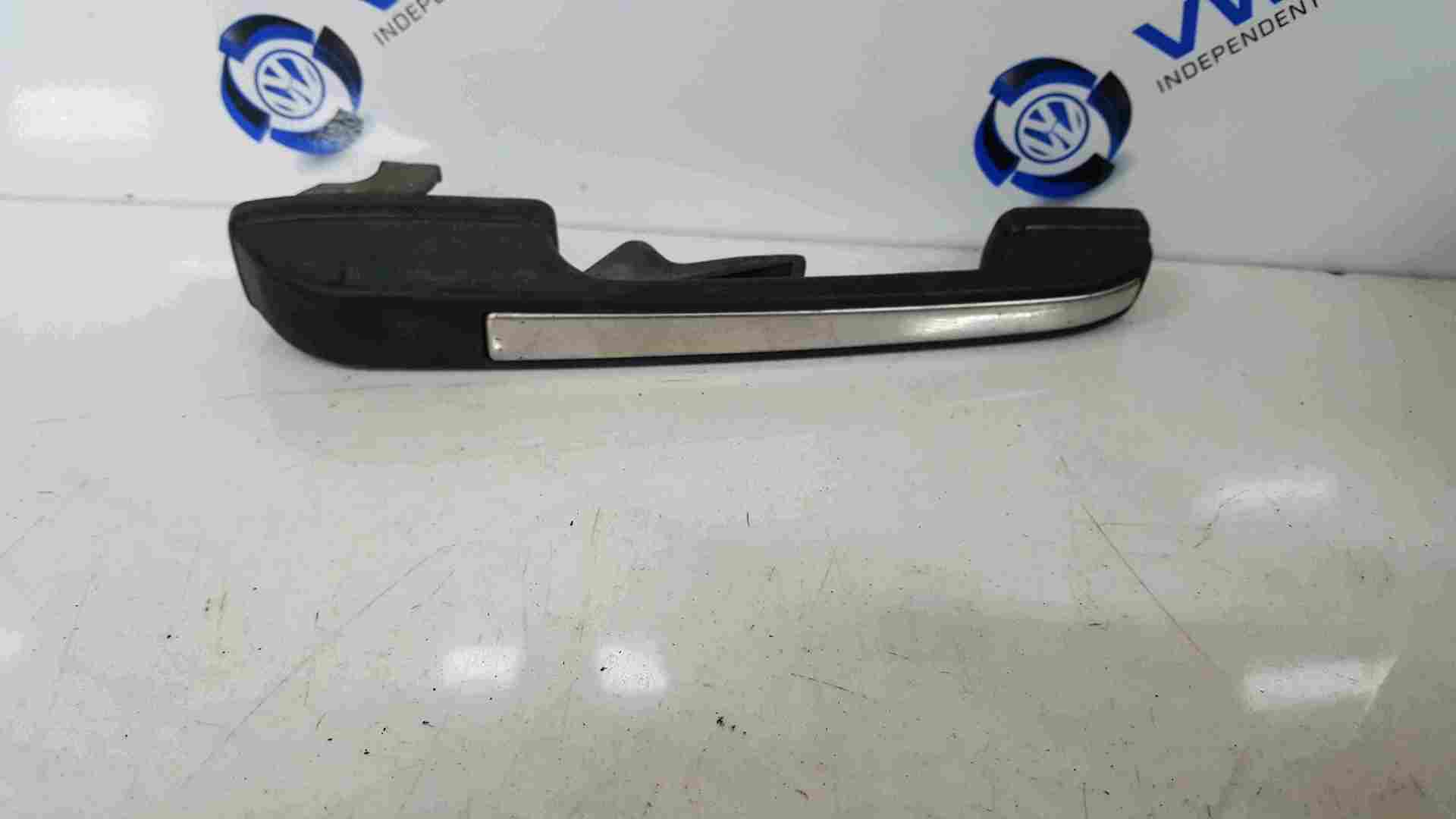 Volkswagen Golf MK2 1983-1992 Passenger NSR Rear Exterior Door Handle