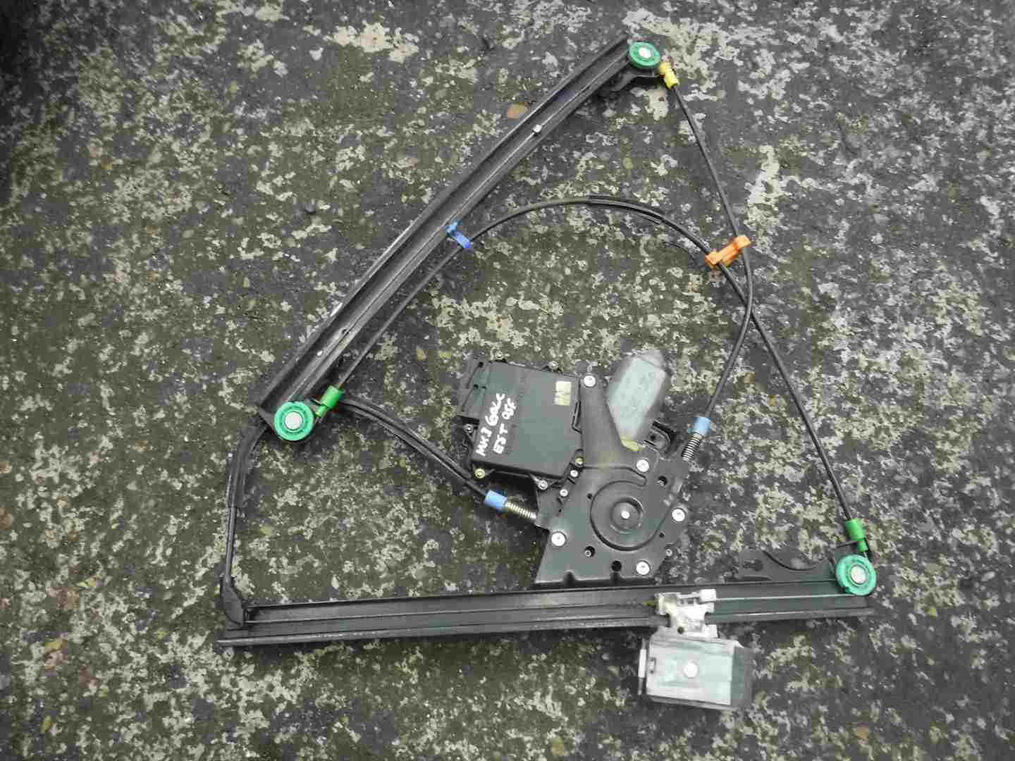 Volkswagen Golf MK3 1991-1999 Drivers OSF Front Window Motor Regulator