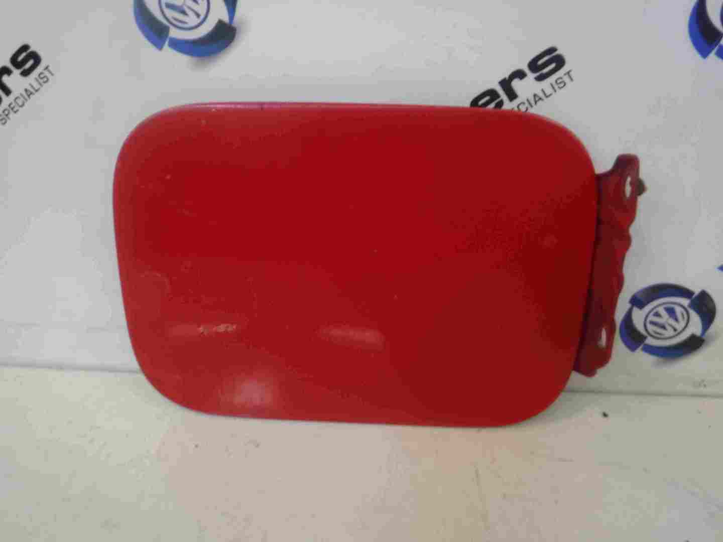 Volkswagen Golf MK3 1991-1999 Fuel Flap Cover Red D8 1H0010085
