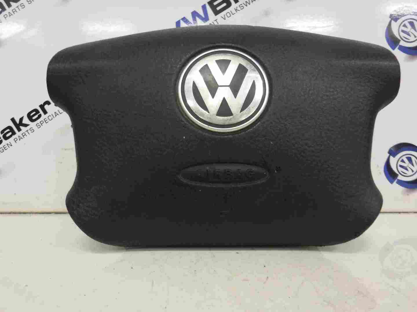 Volkswagen Golf MK4  1997-2004  Steering Wheel Airbag 3B0880201bm
