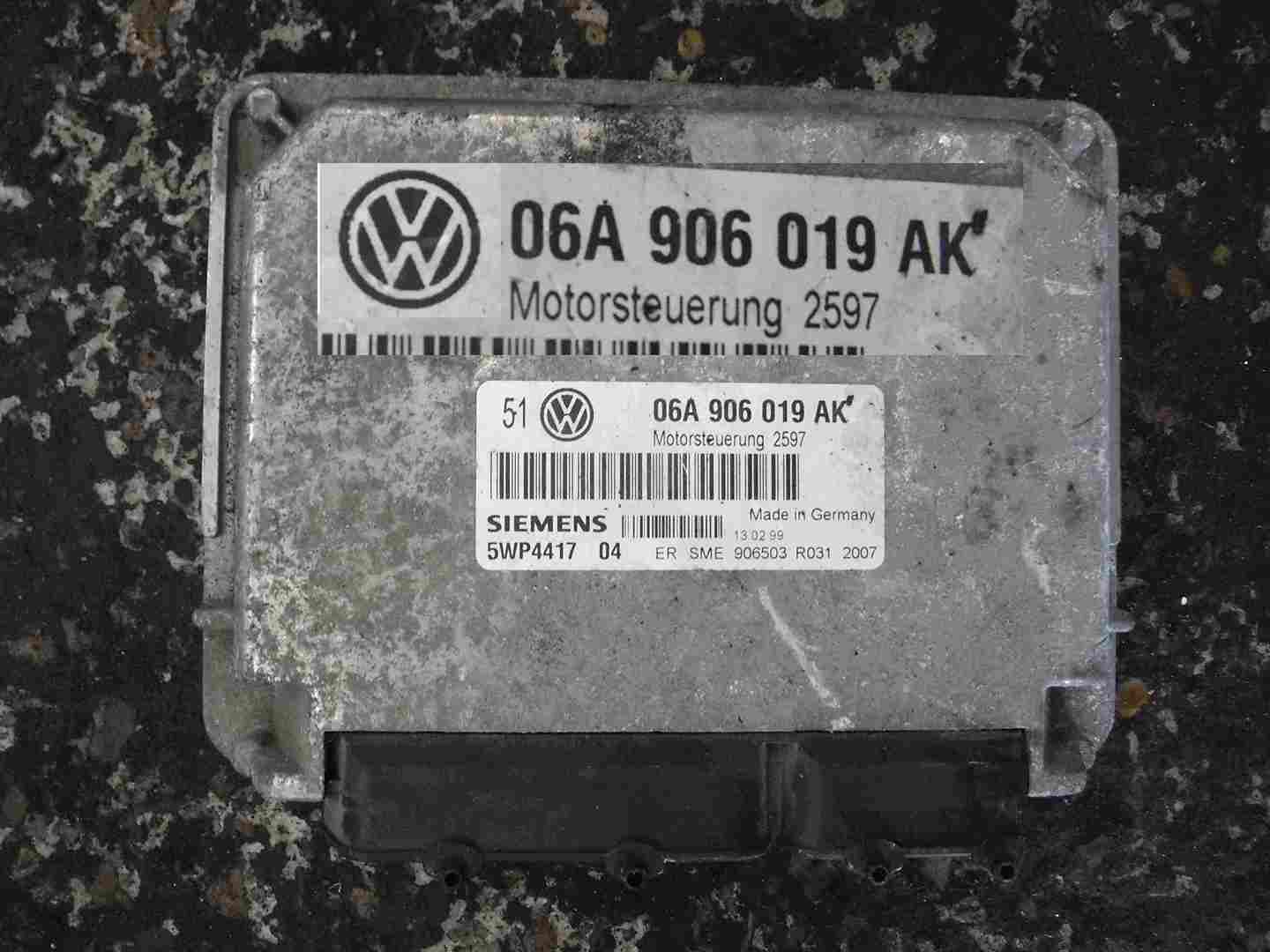 Volkswagen Golf MK4 1997-2004 1.6 ECU Engine Control Unit 06a906019ak