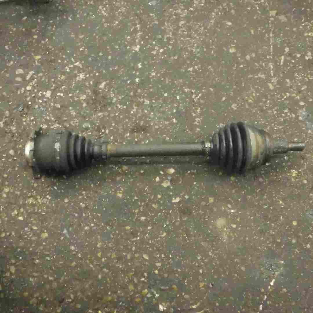 Volkswagen Golf MK4 1997-2004 1.8 GTi Passenger NSF Front Driveshaft
