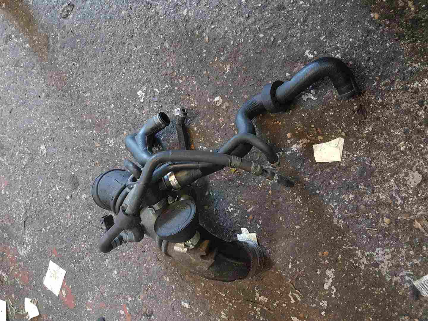 Volkswagen Golf MK4 1997-2004 1.8 T AIR Intake Intercooler Pipe 06A133356h