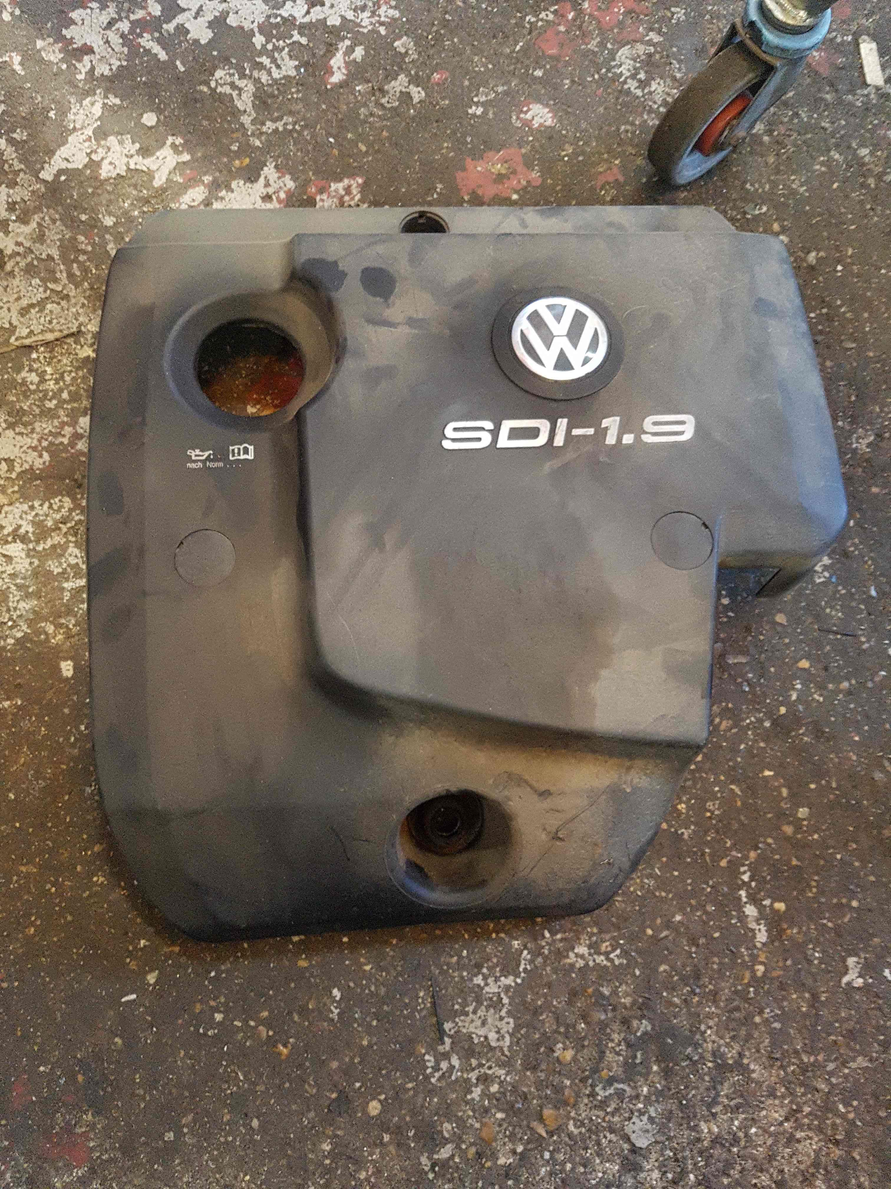 Volkswagen Golf MK4 1997-2004 1.9 SDI Engine Cover Plastic 038103925L