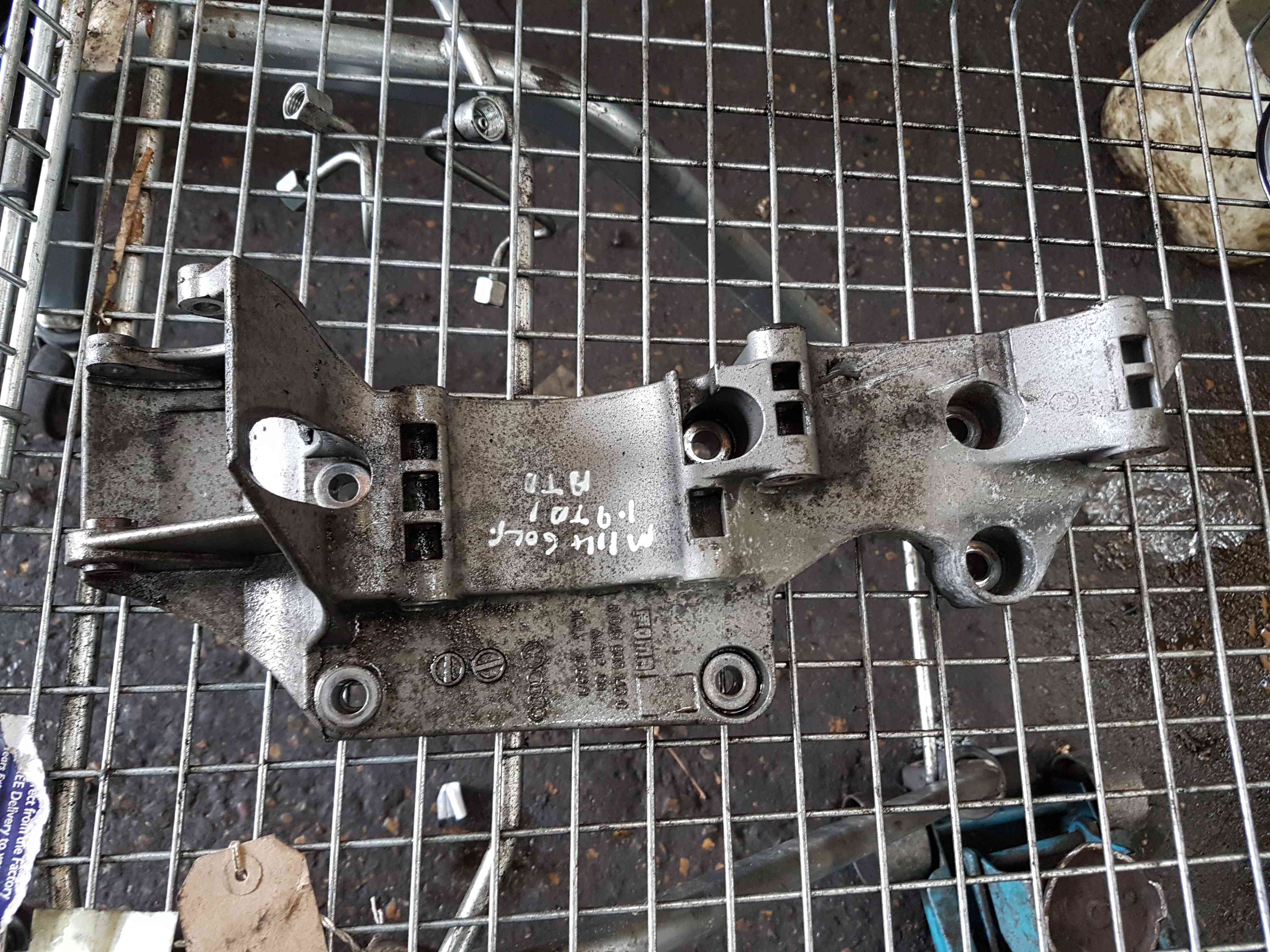 Volkswagen Golf MK4 1997-2004 1.9 TDI Alternator Bracket ATD 045903148C