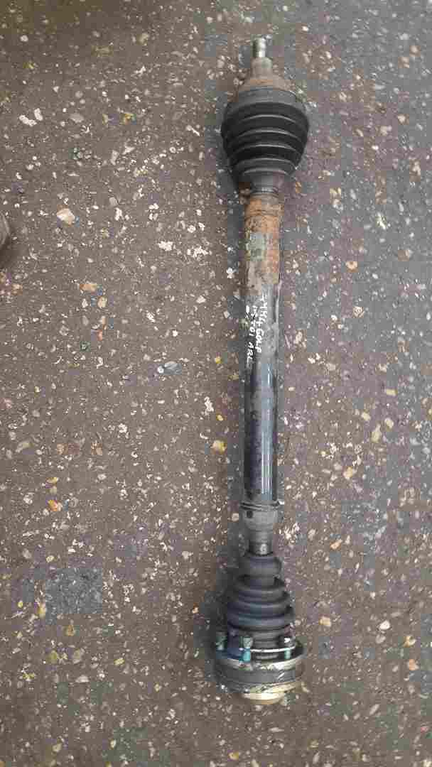 Volkswagen Golf MK4 1997-2004 1.9 TDi Drivers OSF Front Driveshaft 1J0407272GD