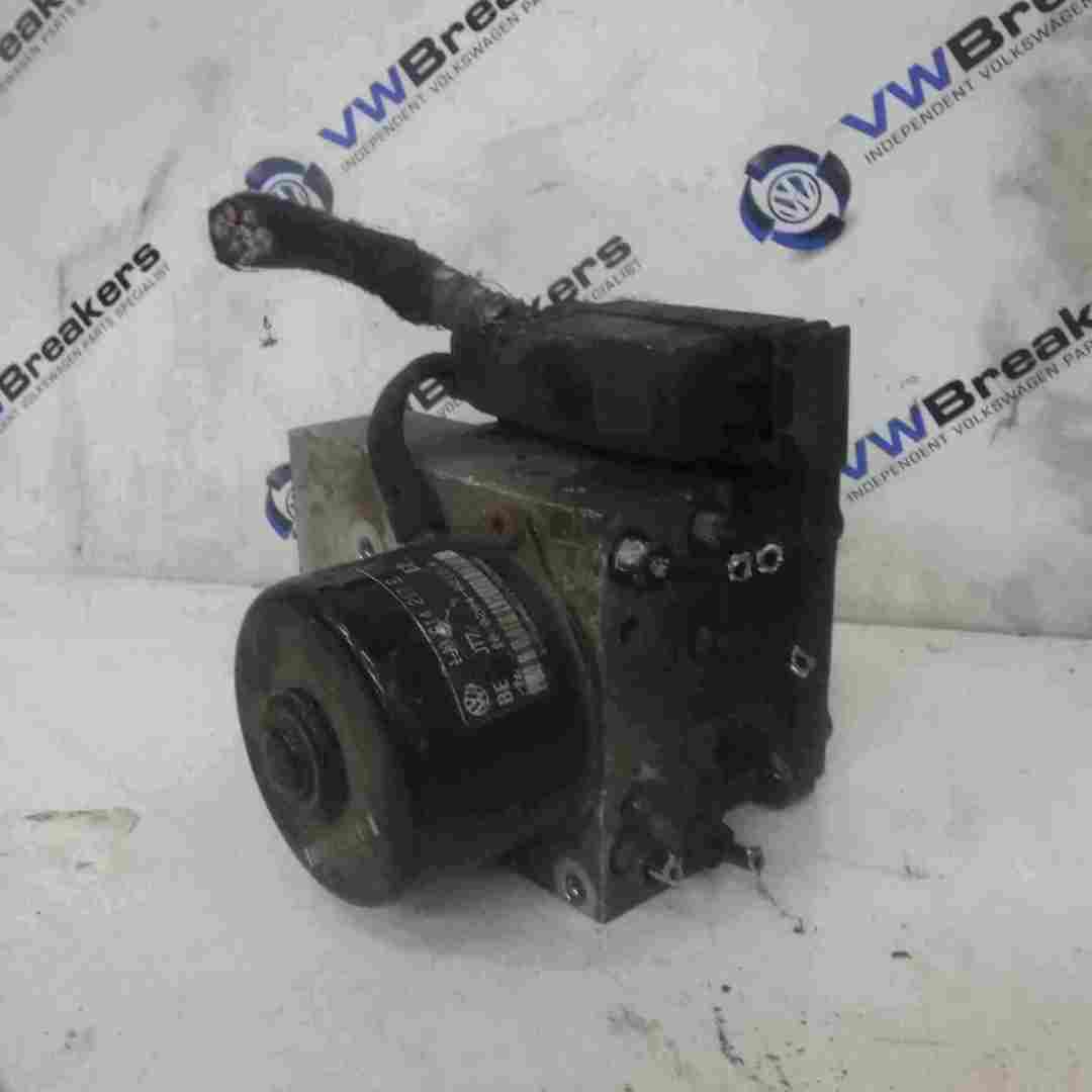 Volkswagen Golf MK4 1997-2004 ABS Pump Unit 1J0907379Q 1J0614217E