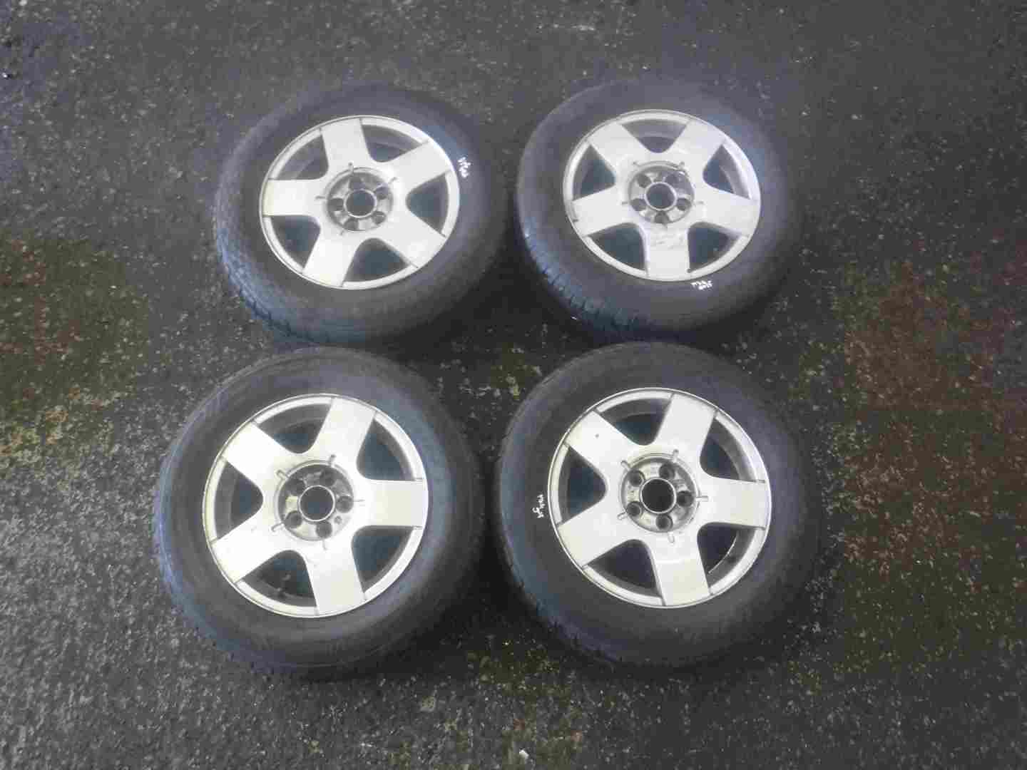 Volkswagen Golf MK4 1997-2004 Alloy Wheels Set X4 15inch + Tyres