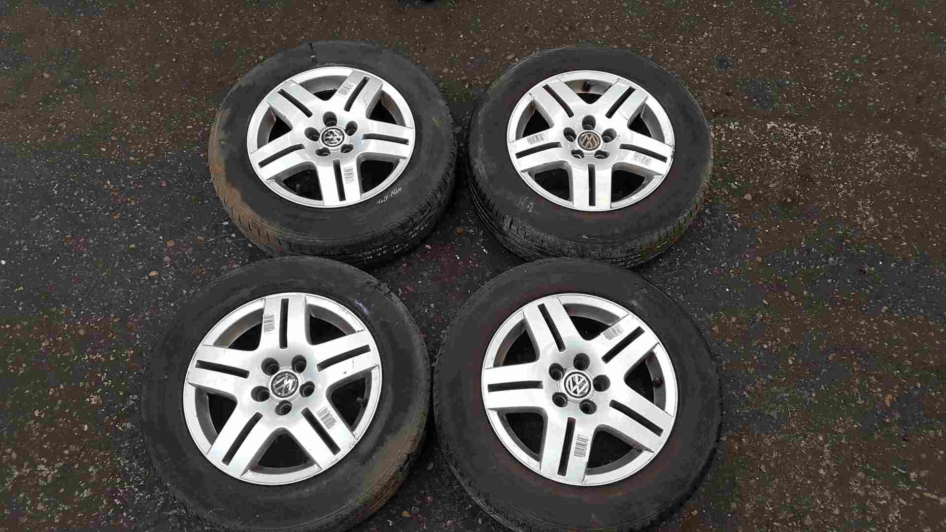 Volkswagen Golf MK4 1997-2004 Avus Italien Alloy Wheels Set X4 15inch