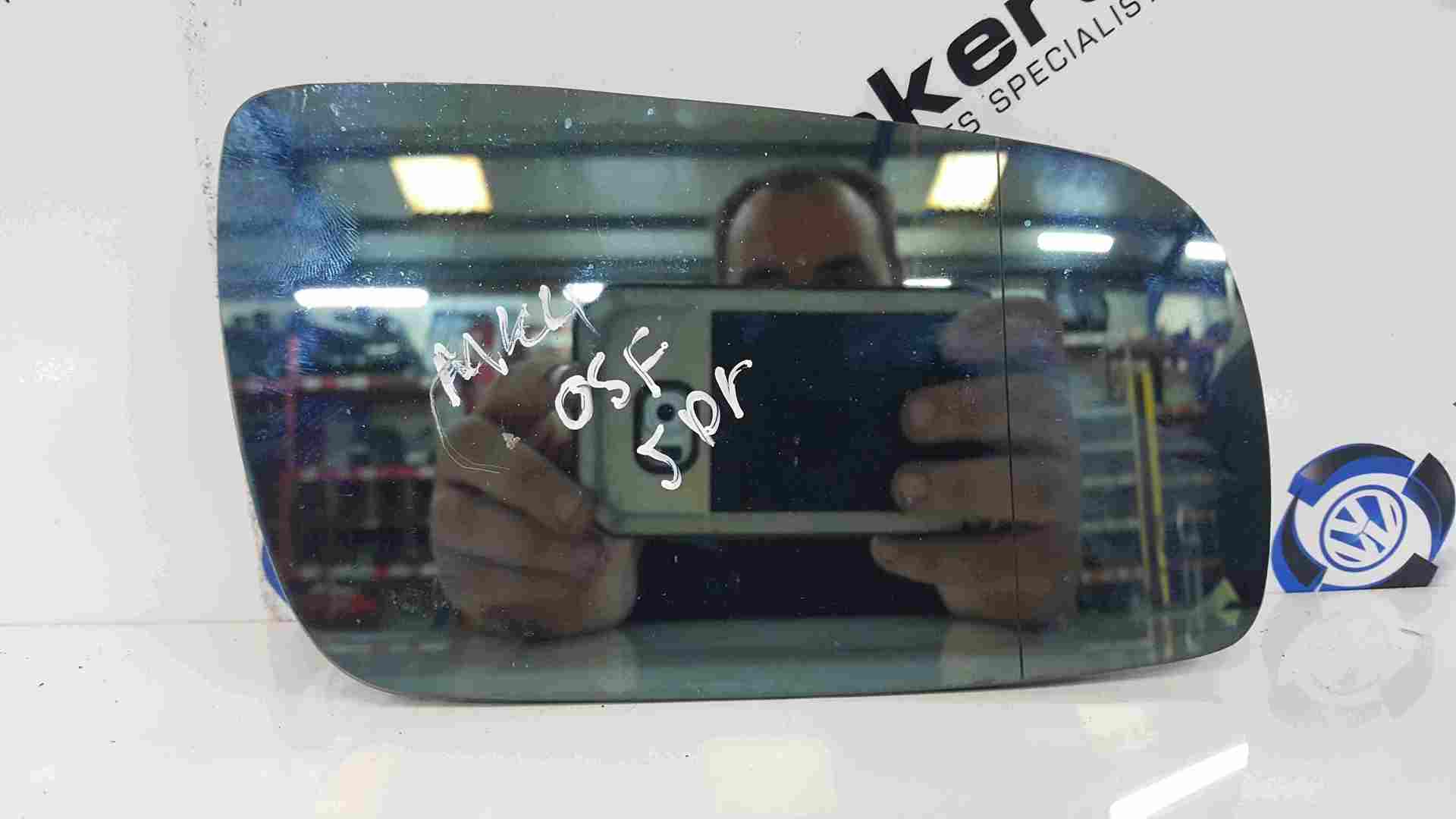 Volkswagen Golf MK4 1997-2004 Drivers OS Wing Mirror Glass Tinted