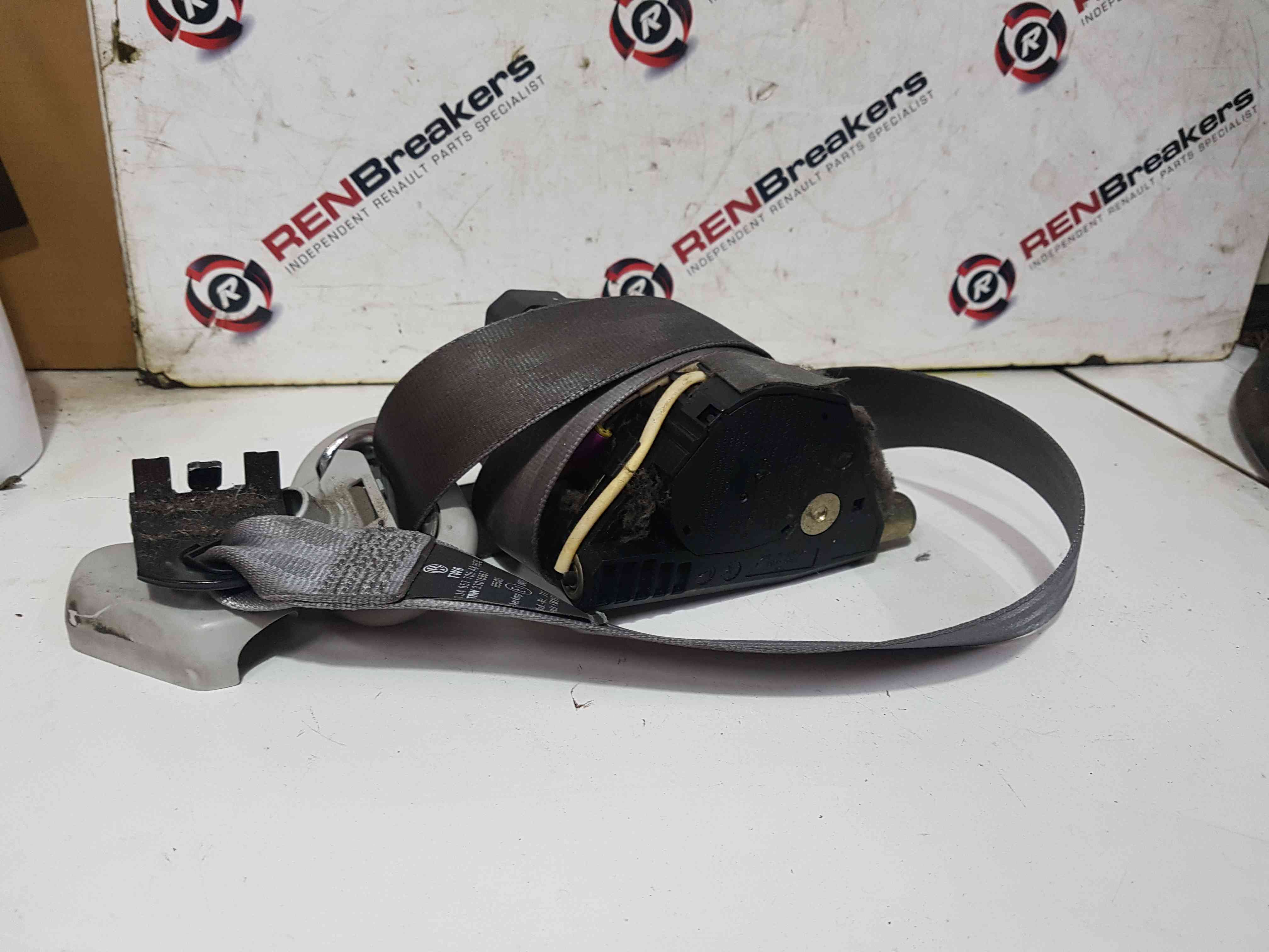 Volkswagen Golf MK4 1997-2004 Drivers OSF Front Seat Belt 5Dr Grey