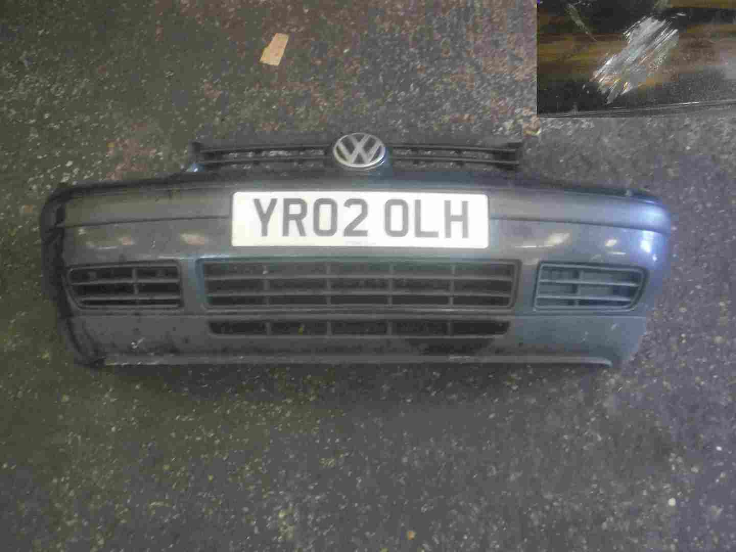 Volkswagen Golf MK4 1997-2004 Front Bumper Black LC9Z