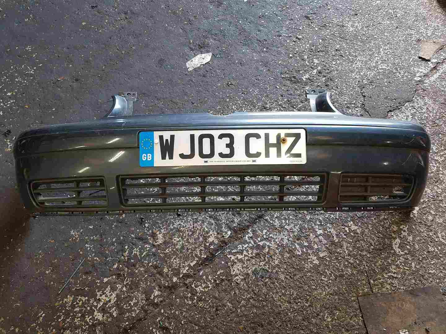 Volkswagen Golf MK4 1997-2004 Front Bumper Grey Lc7v