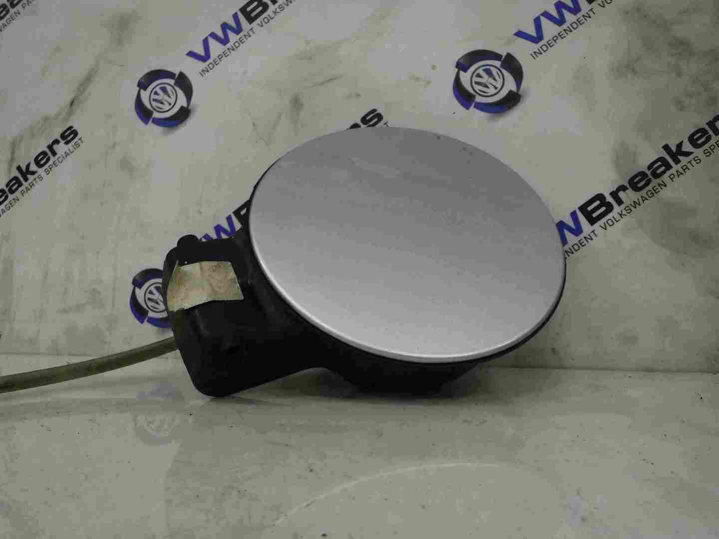 Volkswagen Golf MK4 1997-2004 Fuel Flap Cover Silver LA7W