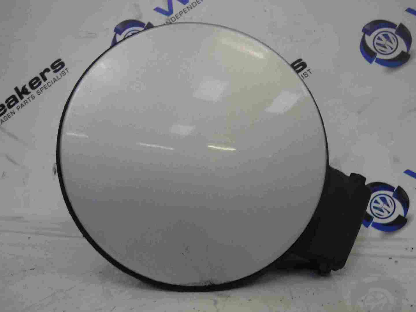 Volkswagen Golf MK4 19972004 Fuel Flap Cover Silver Store Used