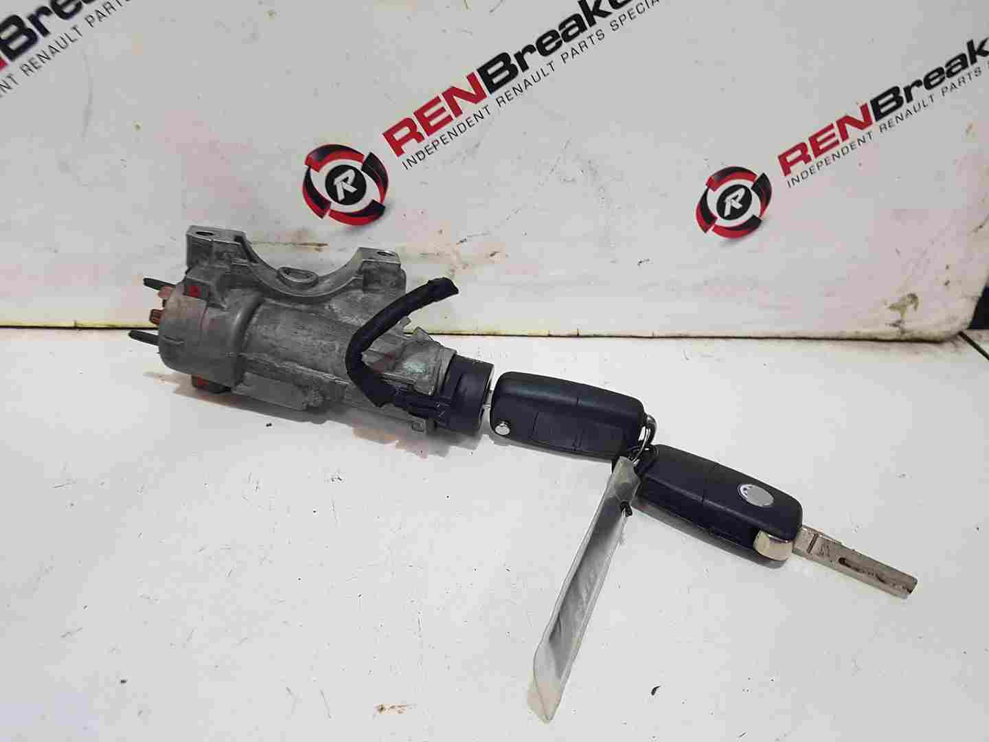 Volkswagen Golf MK4 1997-2004 Ignition Barrel + 2 Keys  4B0905851c