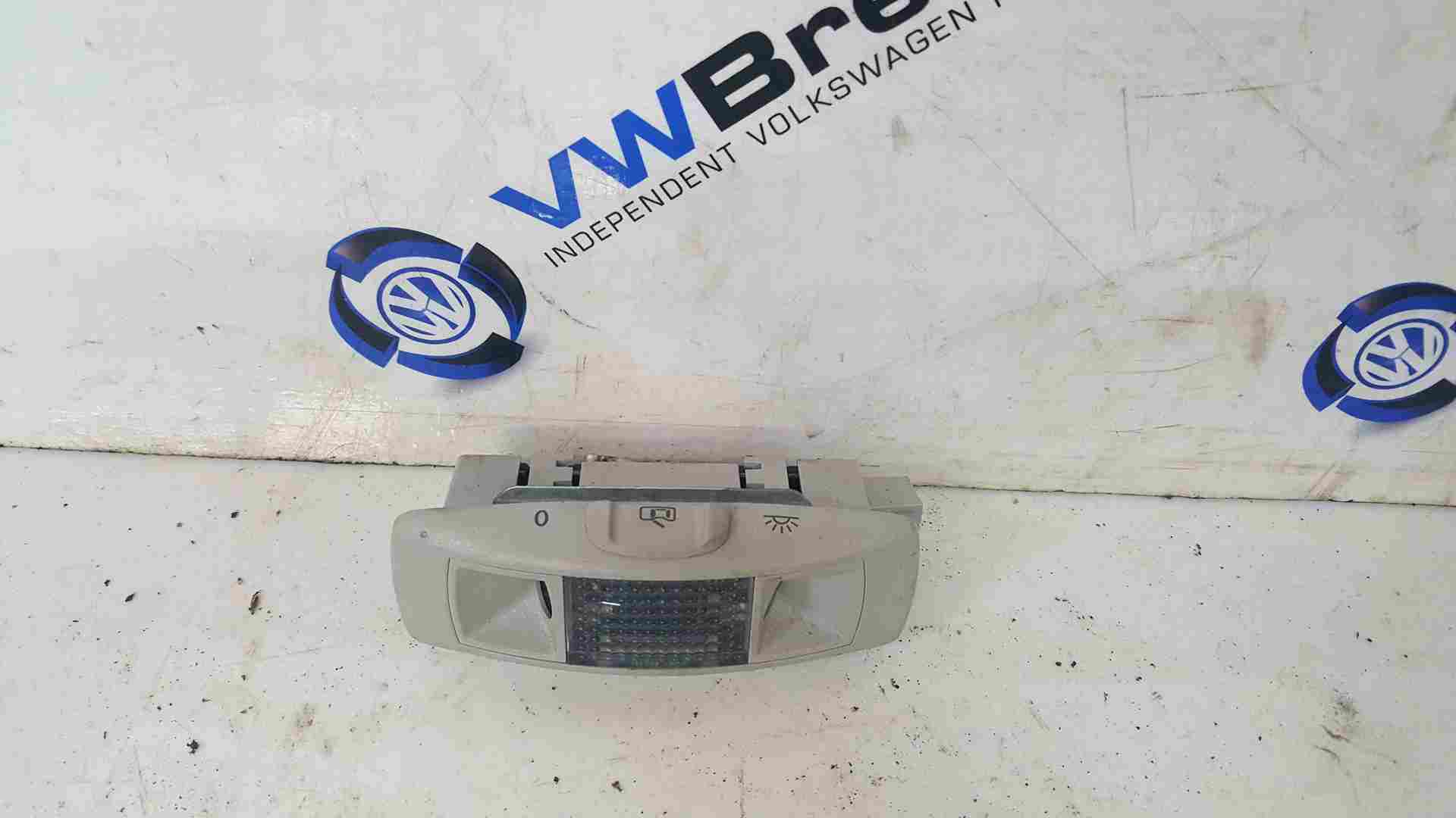 Volkswagen Golf MK4 1997-2004 Interior Roof MAP Reading Light 1J0951172f Grey