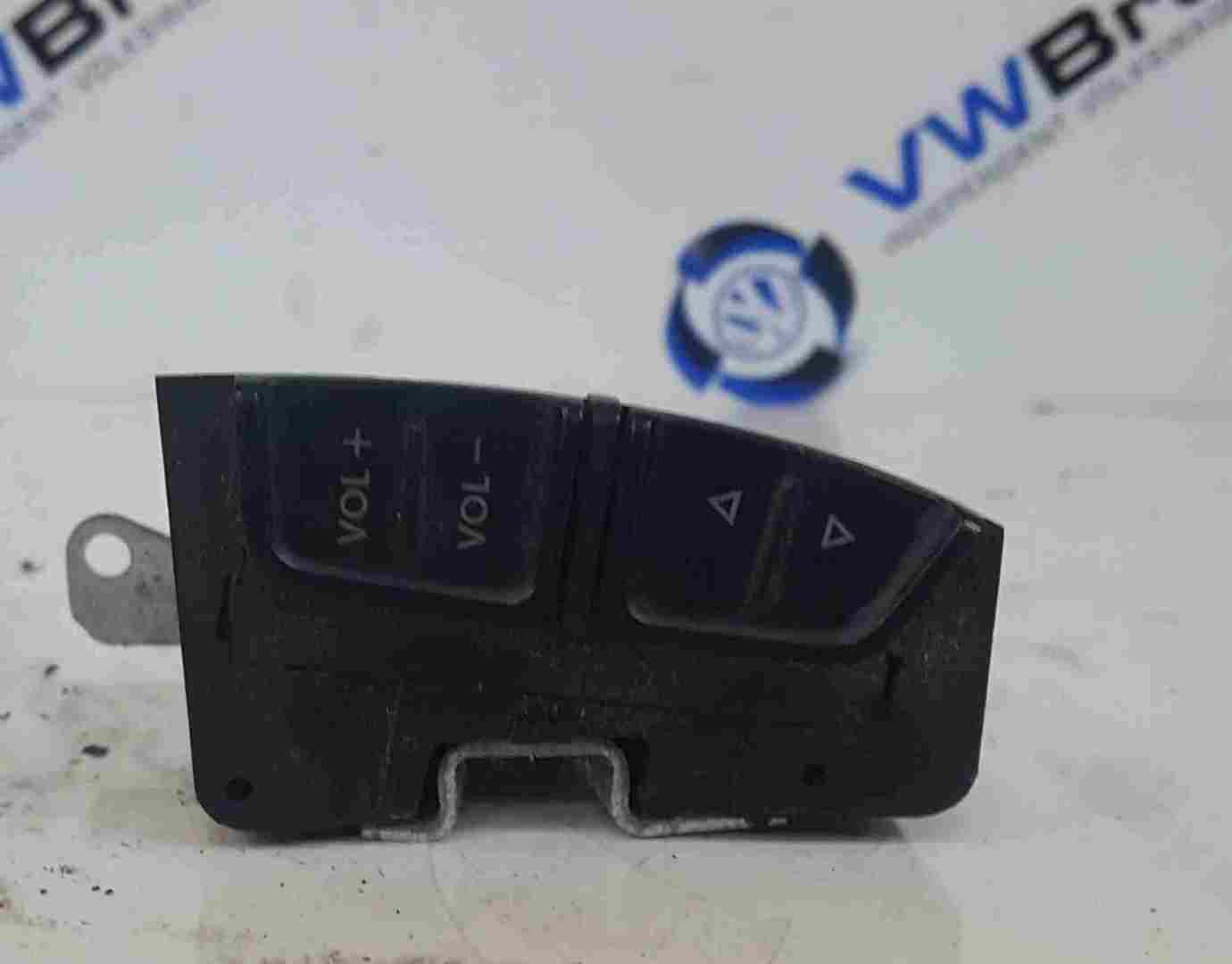 Volkswagen Golf MK4 1997-2004 Radio Steering Wheel Controls