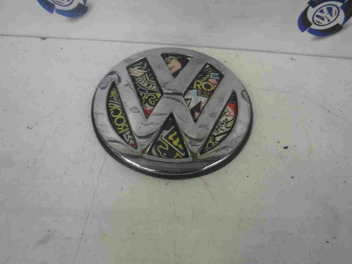 Volkswagen Golf MK4 1997-2004 Rear Tailgate Boot Badge With Backing 1J6853630A