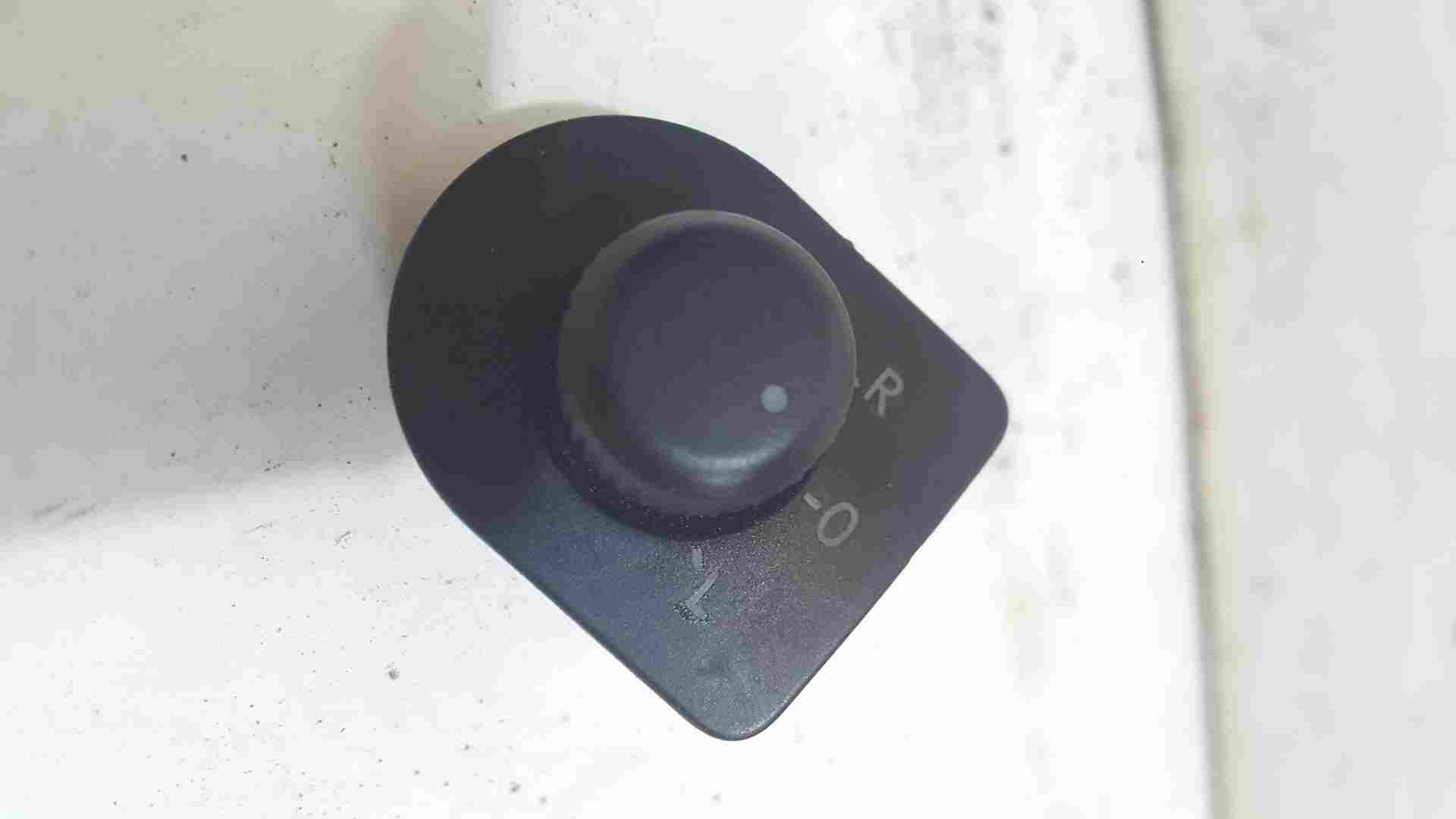Volkswagen Golf MK4 1997-2004 Wing Mirror Adjuster Switch 1J29595650