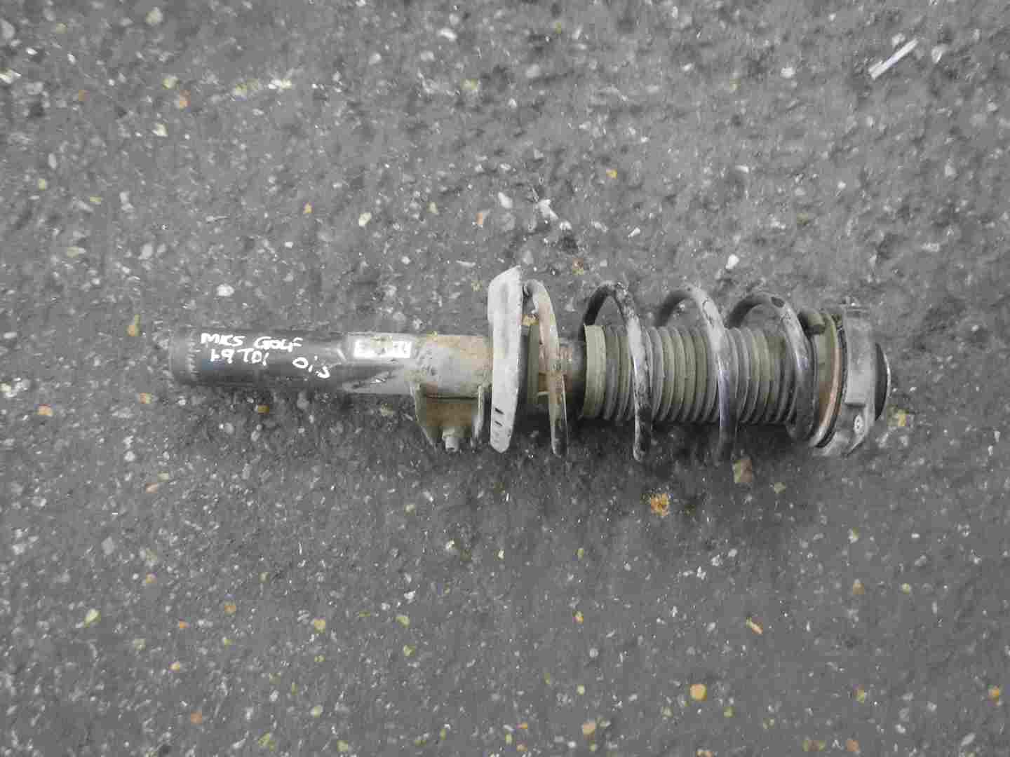Volkswagen Golf MK5 2003-2009 NSF OSF Front Spring Suspension Leg