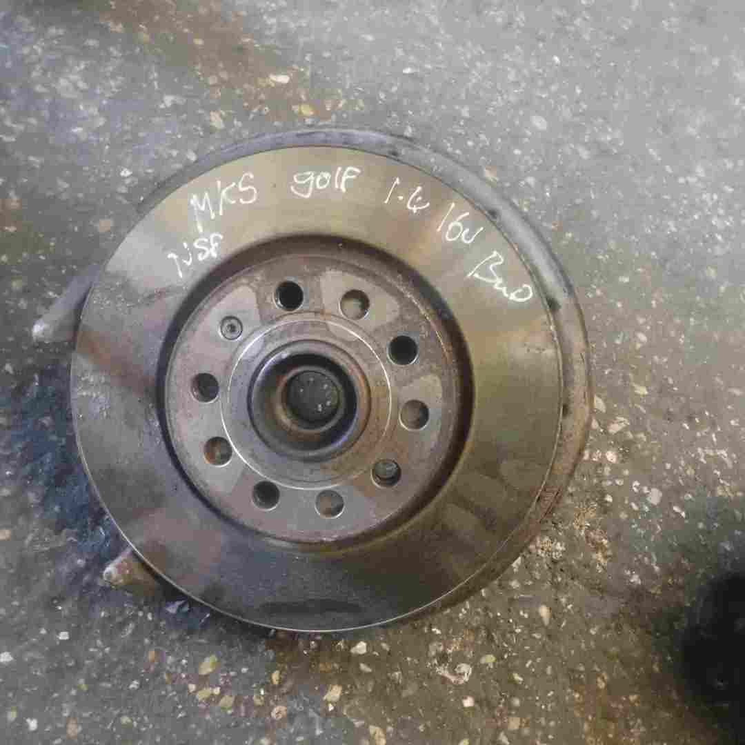 Volkswagen Golf MK5 2003-2009 1.4 16v Passenger NSF Front Wheel Hub Disc