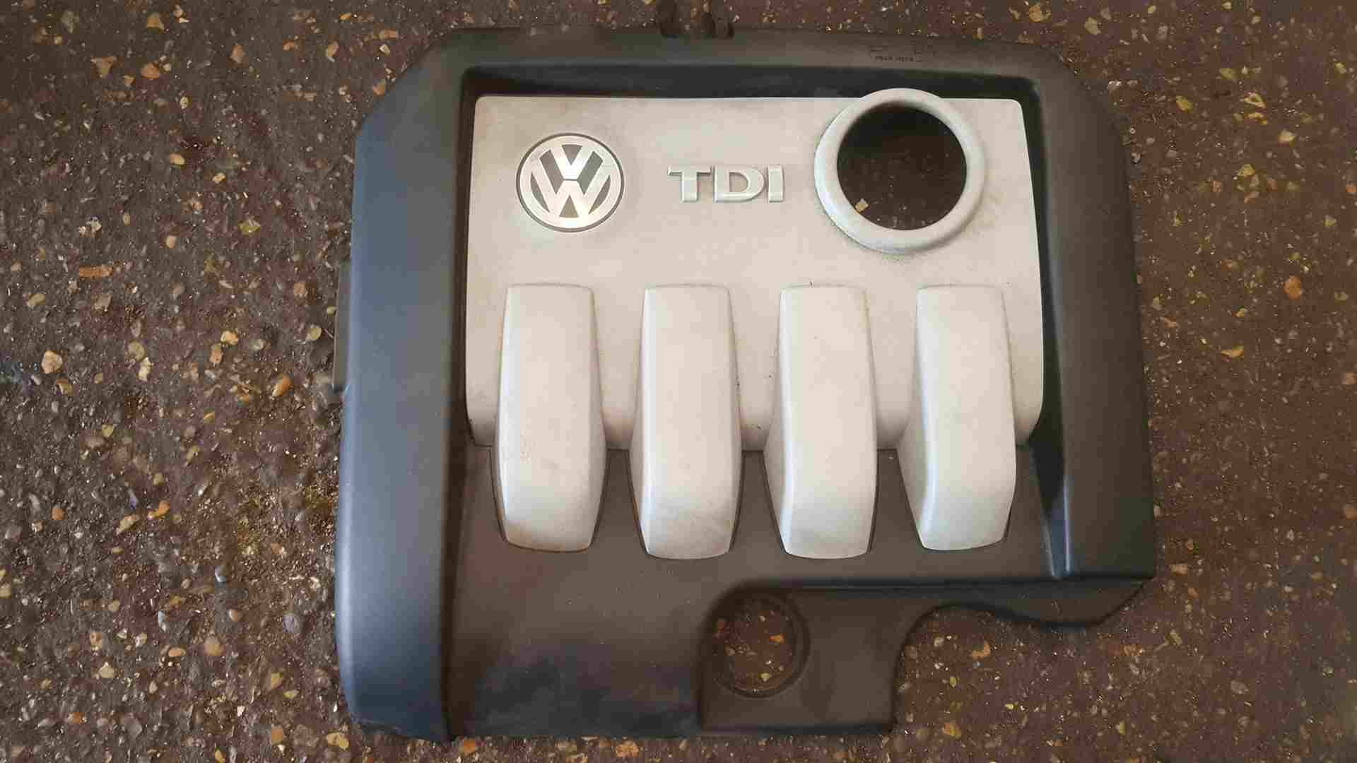 Volkswagen Golf MK5 2003-2009 1.9 TDI Engine Cover Plastic 03G103925br