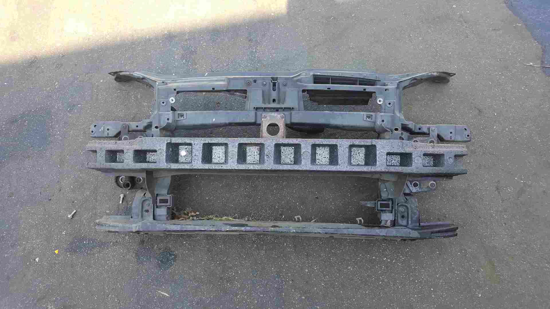 Volkswagen Golf MK5 2003-2009 2.0 TDI BKD Front Slam Panel Radiator Support