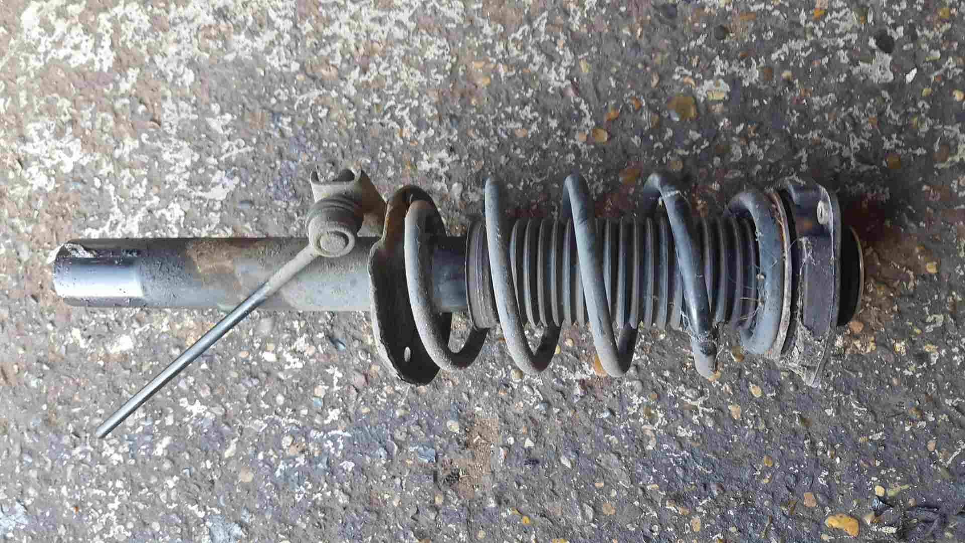 Volkswagen Golf MK5 2003-2009 2.0 Tfs GTii NSF Front Suspension Strut Spring