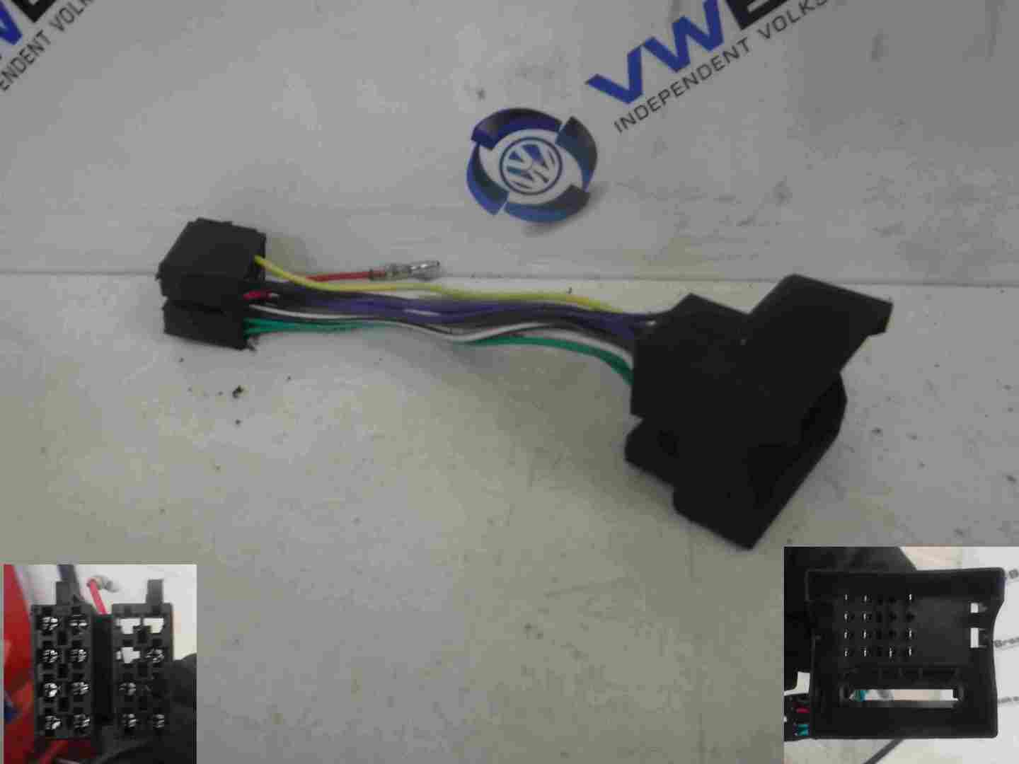 Volkswagen Golf MK5 2003-2009 Aftermarket Cd Player Adapter Orgininal Converter