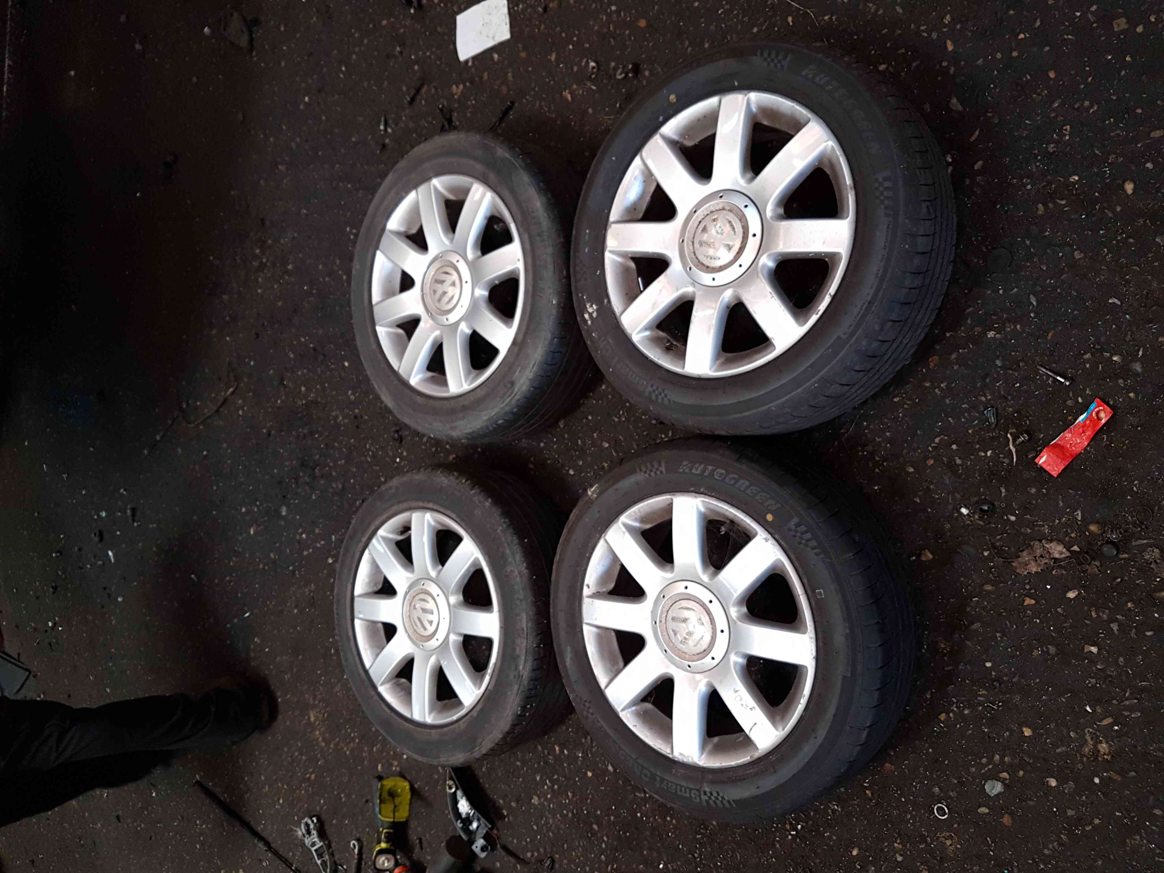 Volkswagen Golf MK5 2003-2009 Alloy Wheels SET X4 5 Stud 16Inch 3/5
