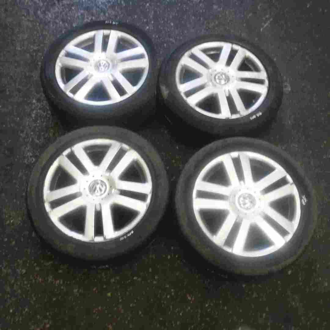 Volkswagen Golf MK5 2003-2009 Alloy Wheels Set X4 16inch 215 50 17