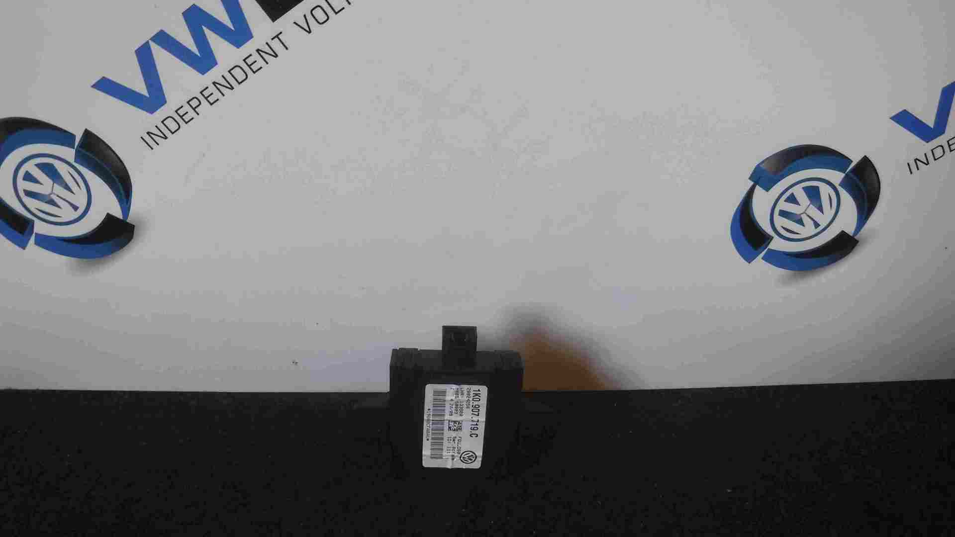 Volkswagen Golf MK5 2003-2009 Anti Theft Alarm Control ECU Module 1K0907719C