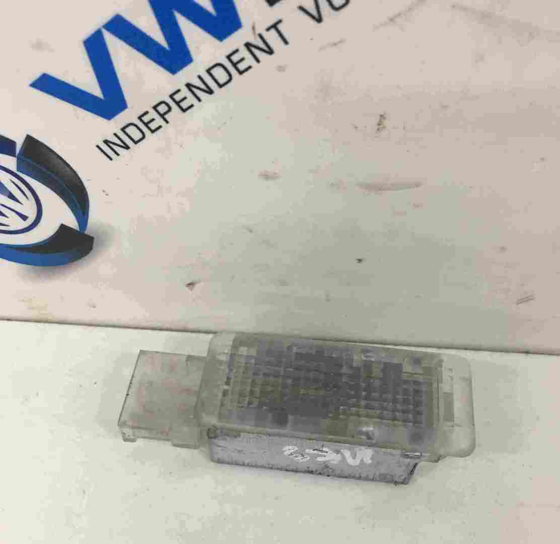 Volkswagen Golf MK5 2003-2009 Boot Interior Footwell Light Tailgate 6l0947415