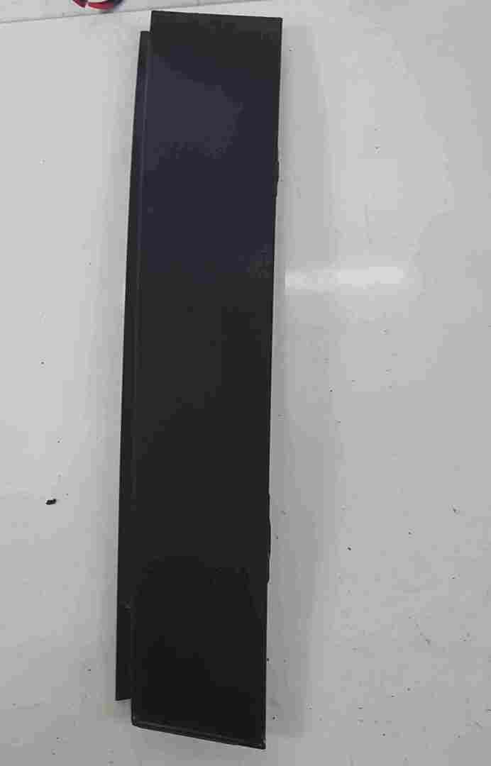 Volkswagen Golf MK5 2003-2009 Drivers OS B Pillar Outer