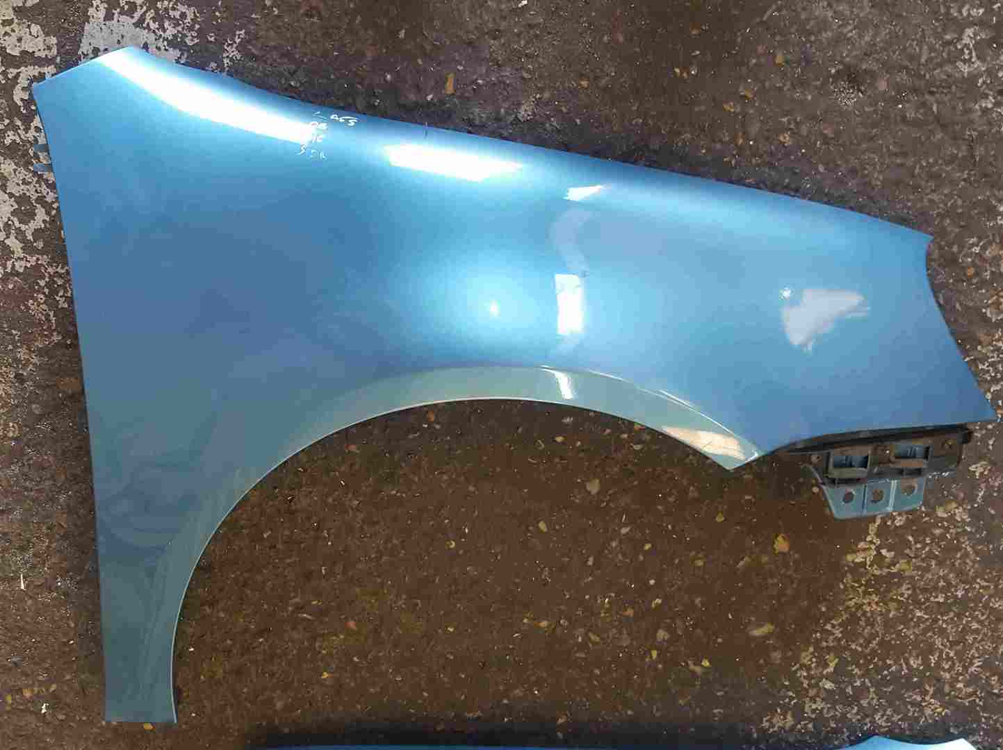 Volkswagen Golf MK5 2003-2009 Drivers OS Wing Blue LA5R