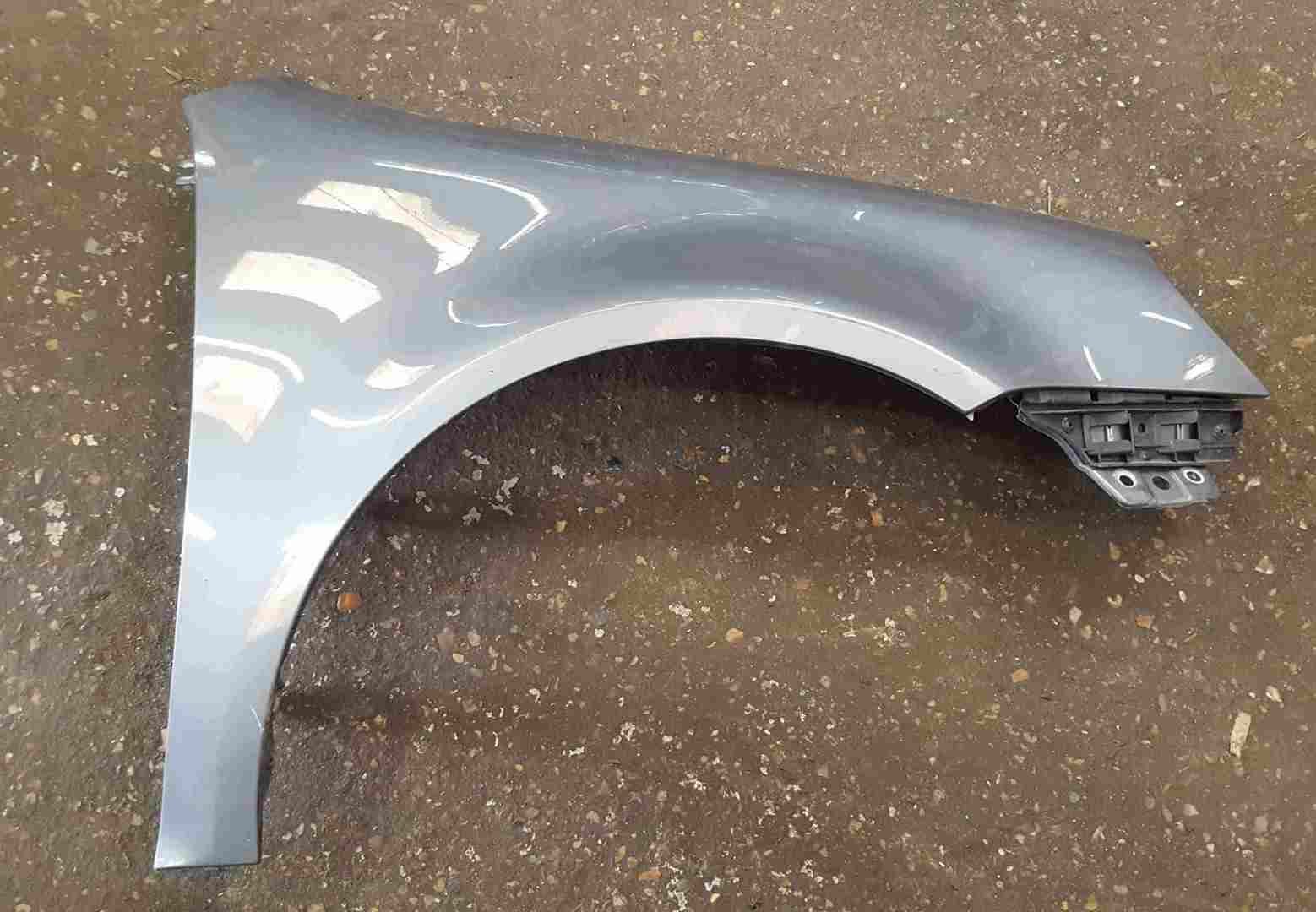 Volkswagen Golf MK5 2003-2009 Drivers OS Wing Grey LA7T